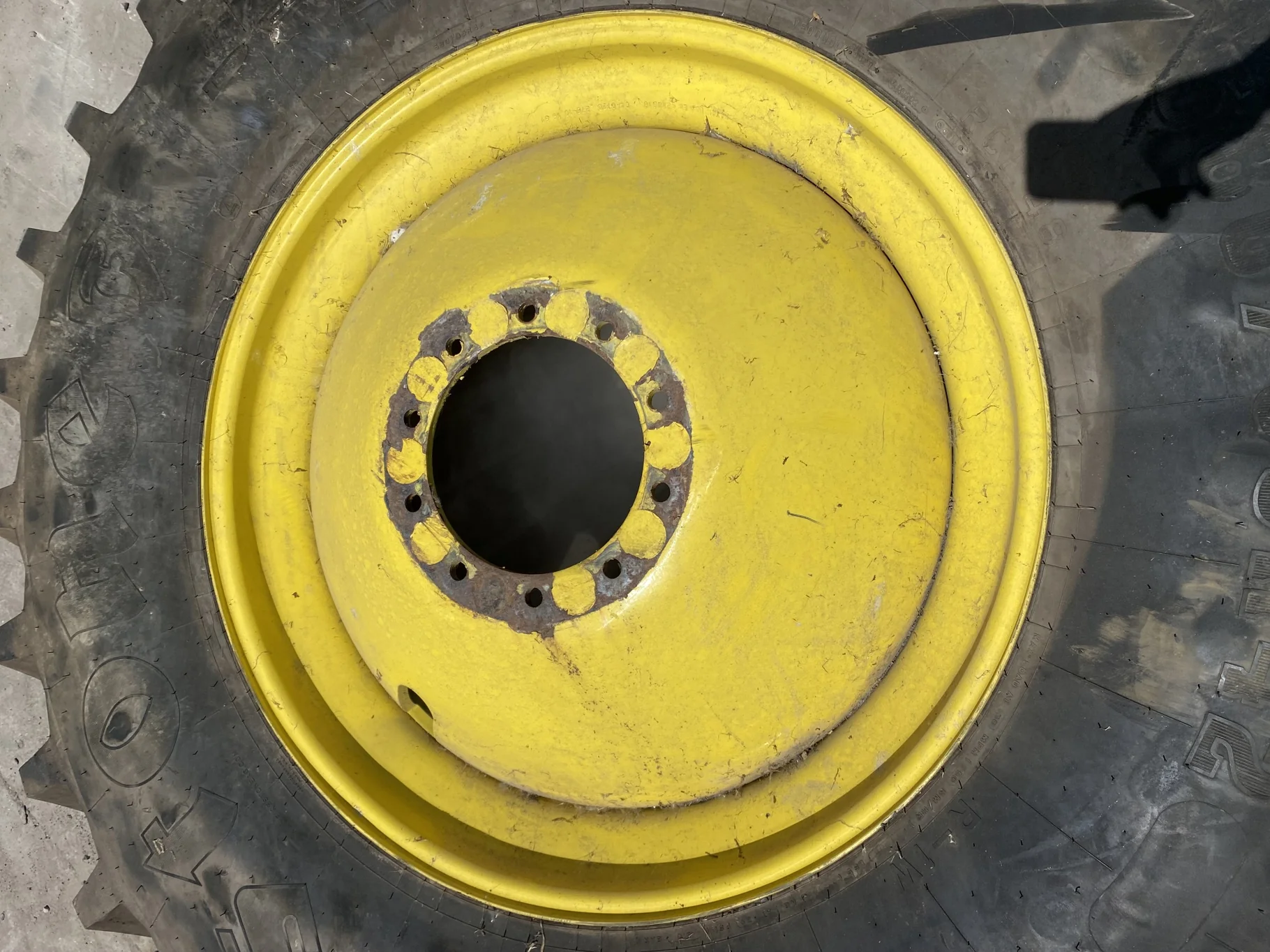 Used 70% 580/85R42 Firestone Radial Deep Tread 23 R-1W (166B )TL on a 18 x 42 JD Yellow 10 Bolt image 6