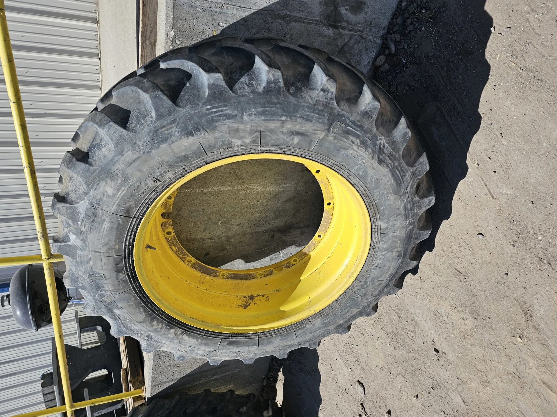 Used 60% 480/80R38 Goodyear Ultratorque R-1 (149B) TL on a 16 x 38 12 Bolt Stub Disc (12-32-30) (Wea