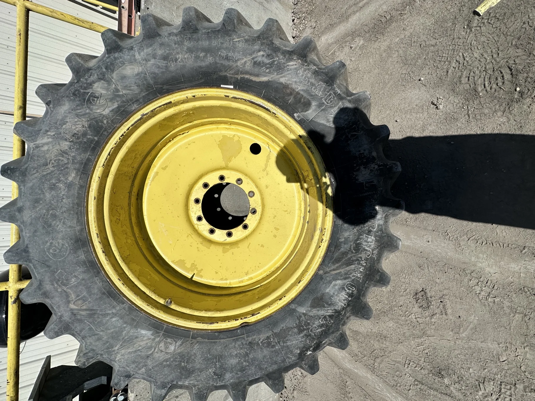Used 80% 480/80R38 Firestone Radial All Traction 23 R-1 (149B) TL on a 16 x 38 JD Yellow 10 B image 2