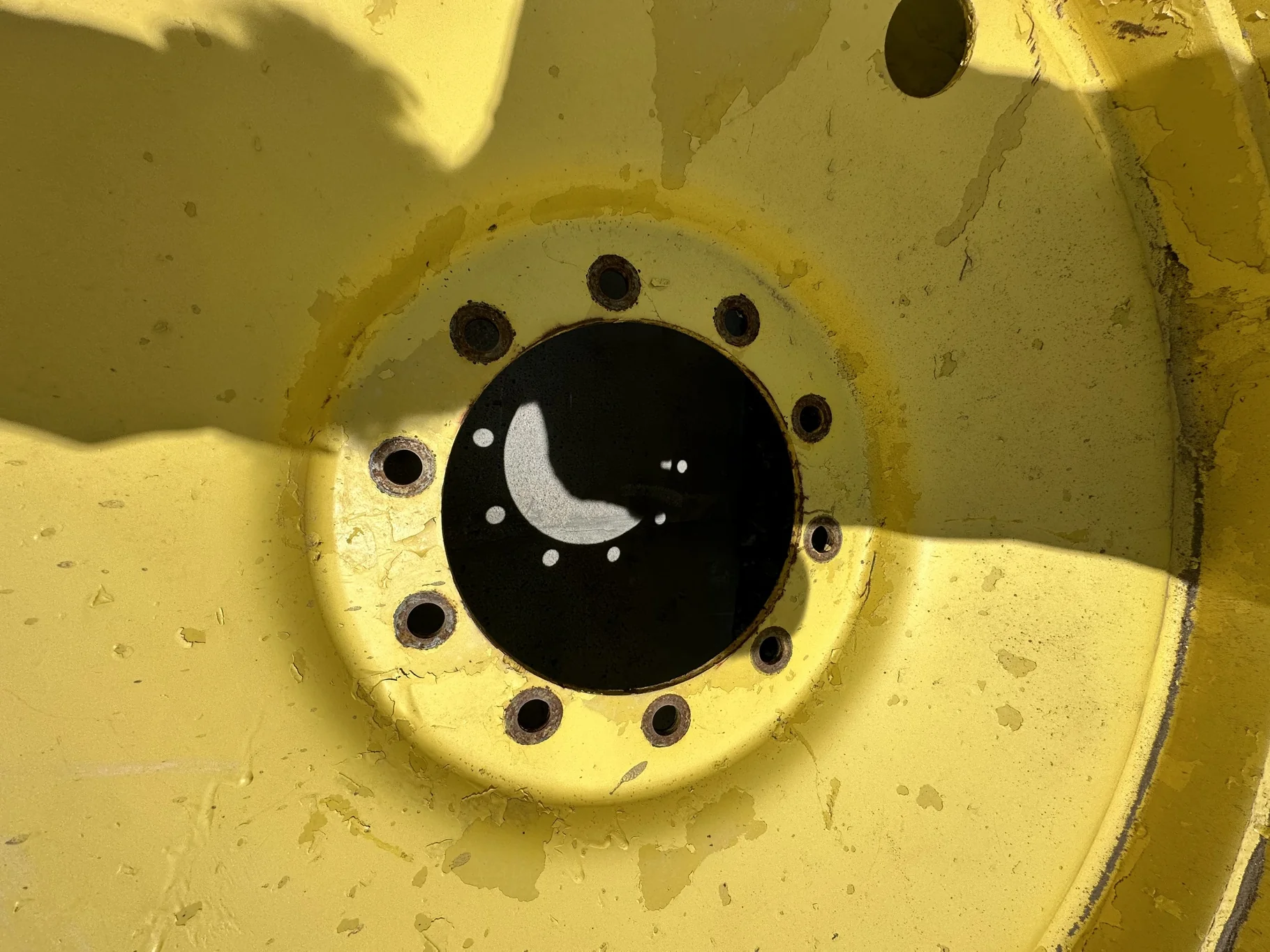 Used 80% 480/80R38 Firestone Radial All Traction 23 R-1 (149B) TL on a 16 x 38 JD Yellow 10 B image 3