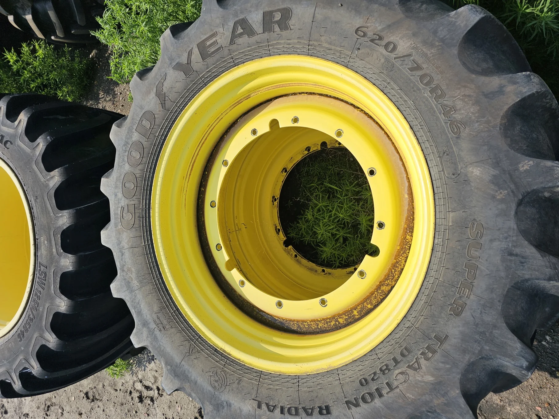 Used 96% 620/70R46 Goodyear Optitrac (167D) R-1W TL on a 20 x 46 JD 12 Bolt Sprayer Stub Disc (12-3