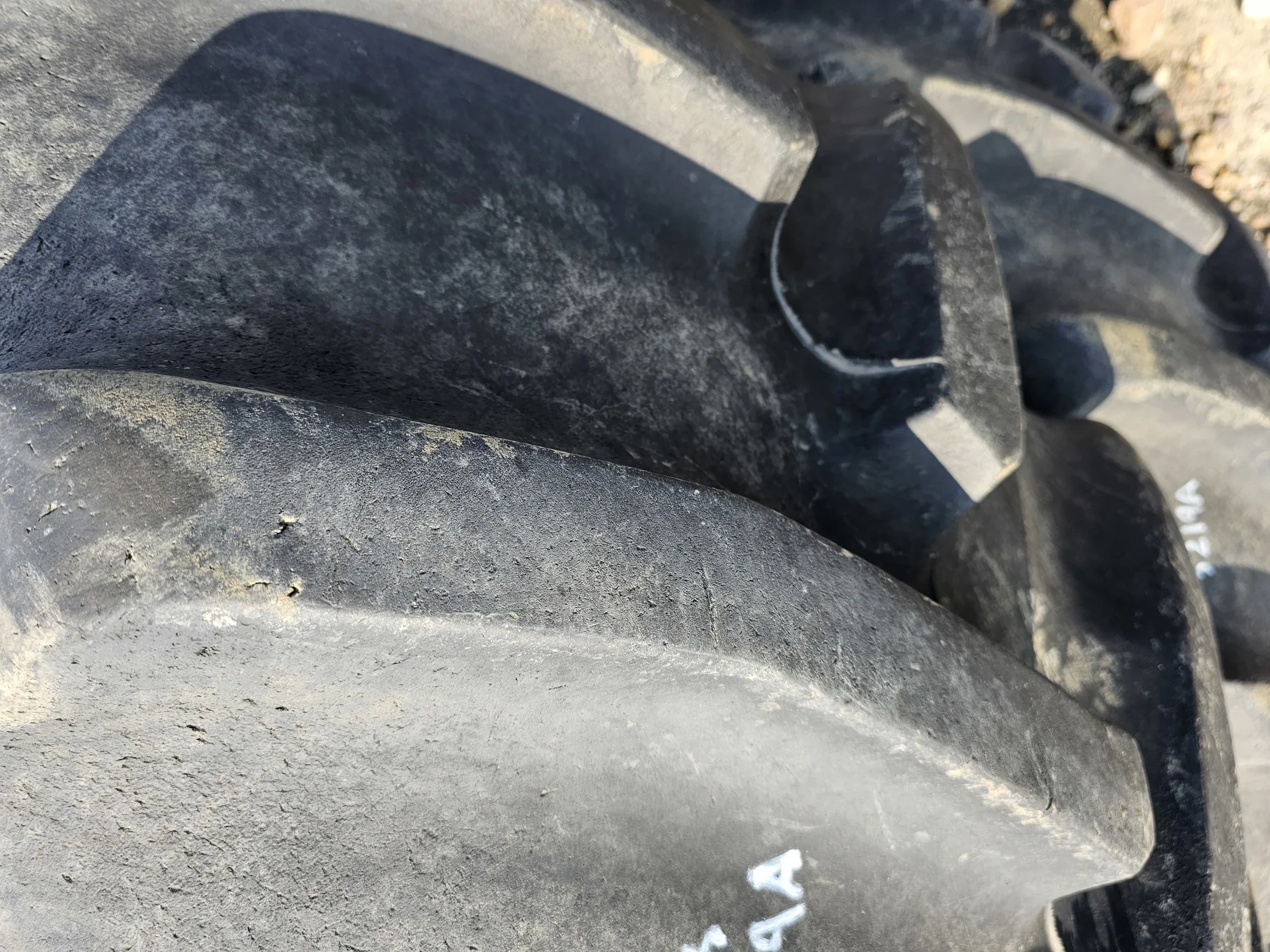 Used 96% 620/70R46 Goodyear Optitrac (167D) R-1W TL on a 20 x 46 JD 12 Bolt Sprayer Stub Disc (12-3 image 5