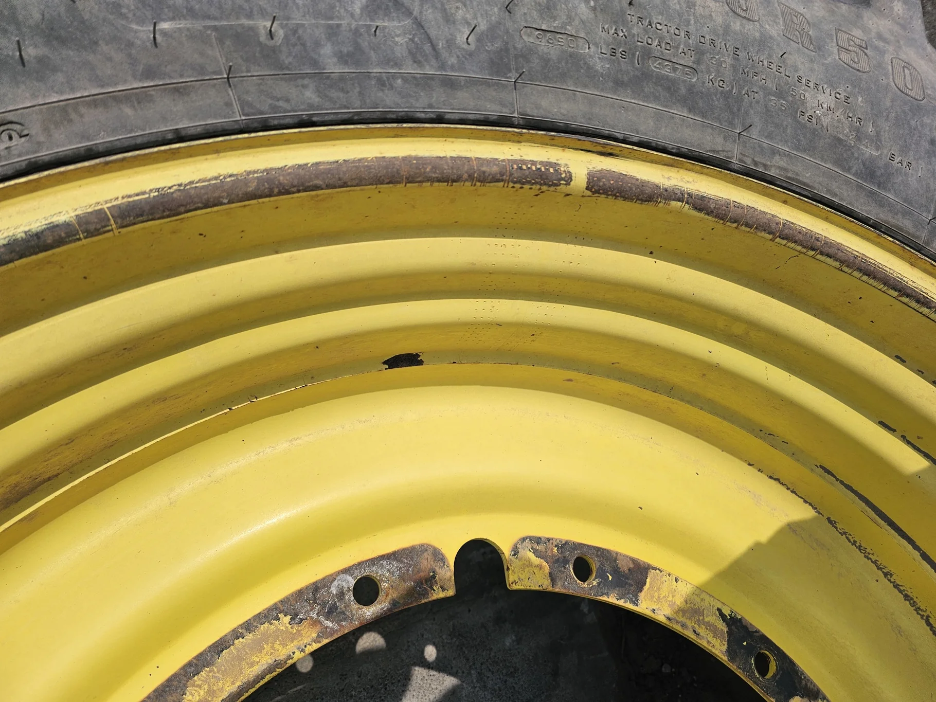 Used 75% 480/80R50 Firestone Radial Deep Tread 23 R-1W (159B) TL on a 15 x 50 JD Yellow 12 Bo image 9