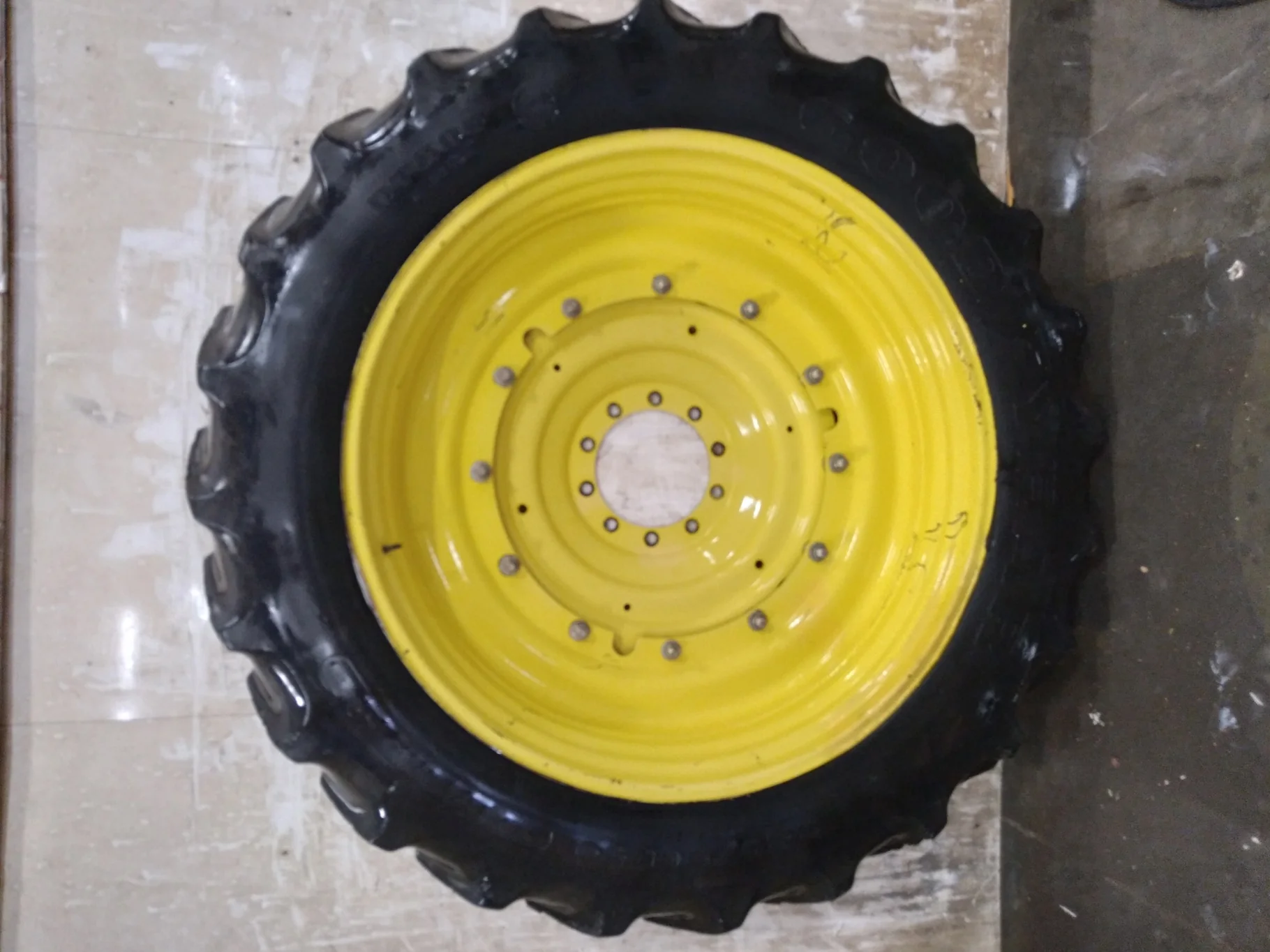 Used 380/90R50 151A8 Goodyear Super Traction Radial DT800 R-1W TL 70-75% on 12 X 50 Stub Disc Wheel