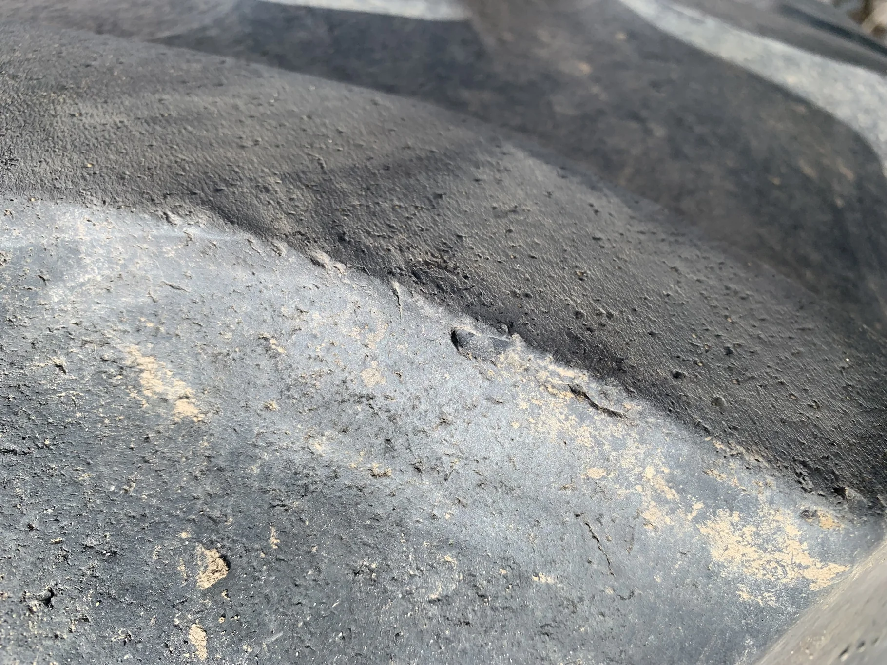 Used 25% 380/90R50 Goodyear Super Traction Radial R-1W (151D) TL on a 12 x 50 Case Silver 10 Bolt W image 7
