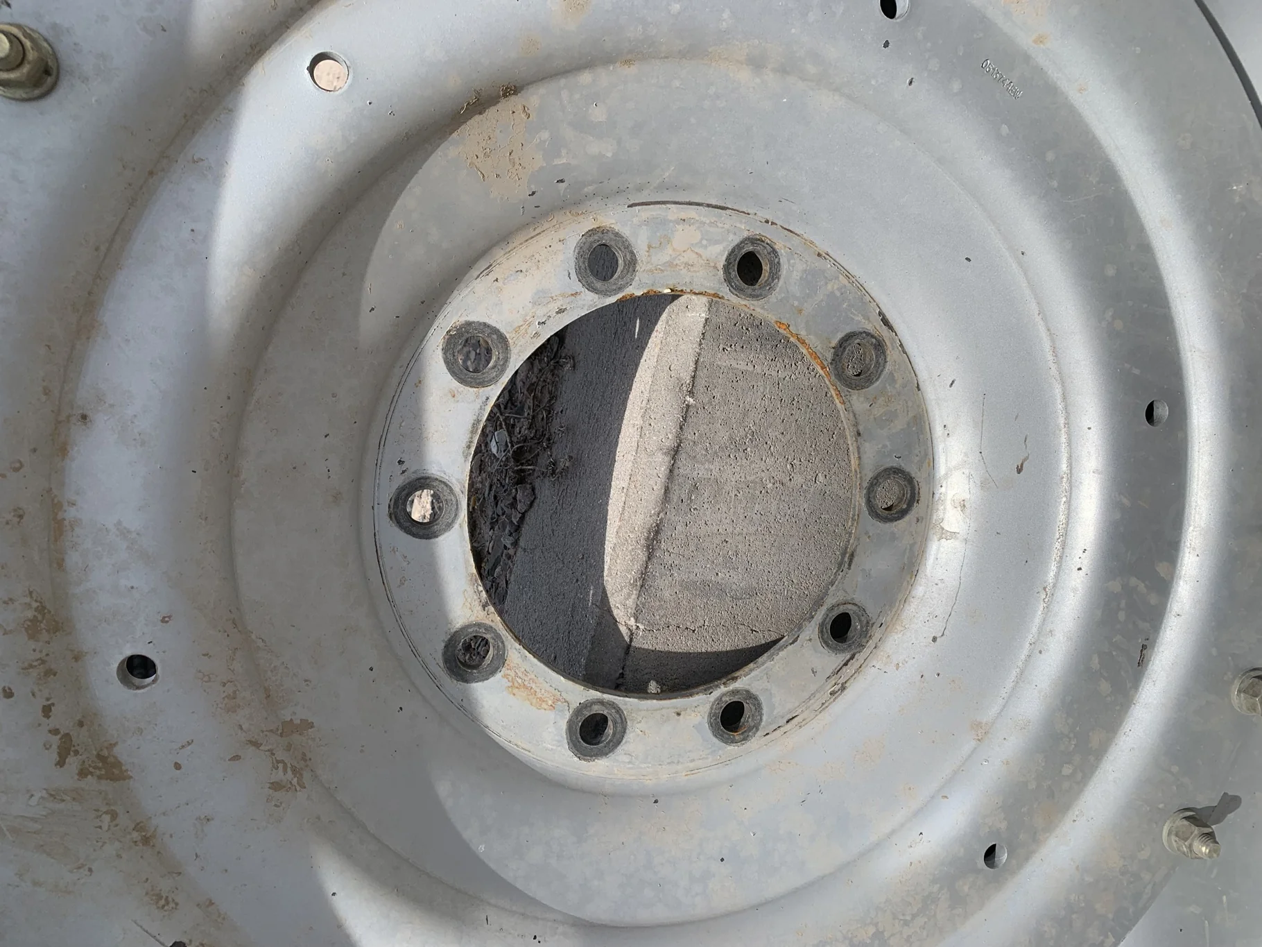Used 60% 380/90R50 BKT Agrimax RT945 R-1W (151A8) TL on a 12 x 50 Case Silver Waffle with 10 Bo image 3