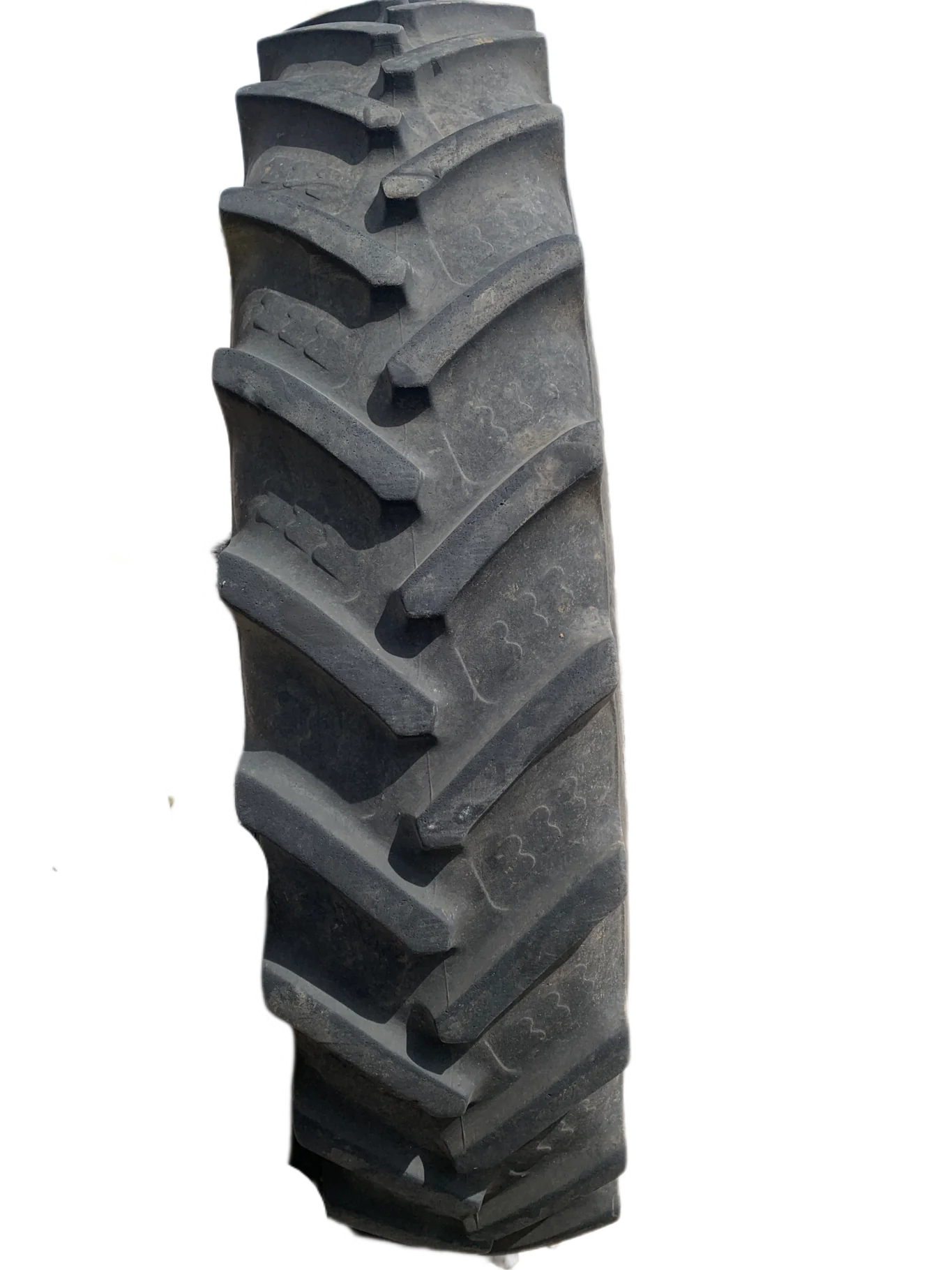 Used 60% 380/90R50 BKT Agrimax RT945 R-1W (151A8) TL on a 12 x 50 Case Silver Waffle with 10 Bo image 4