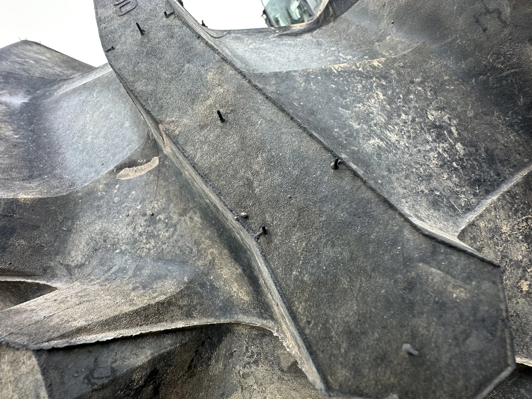 USED 98% 540/65R30 Trelleborg TM800 High Speed R-1W 150D TL on a 18 X 30 NH 10 Bolt (.812) 5/8" Stra image 5