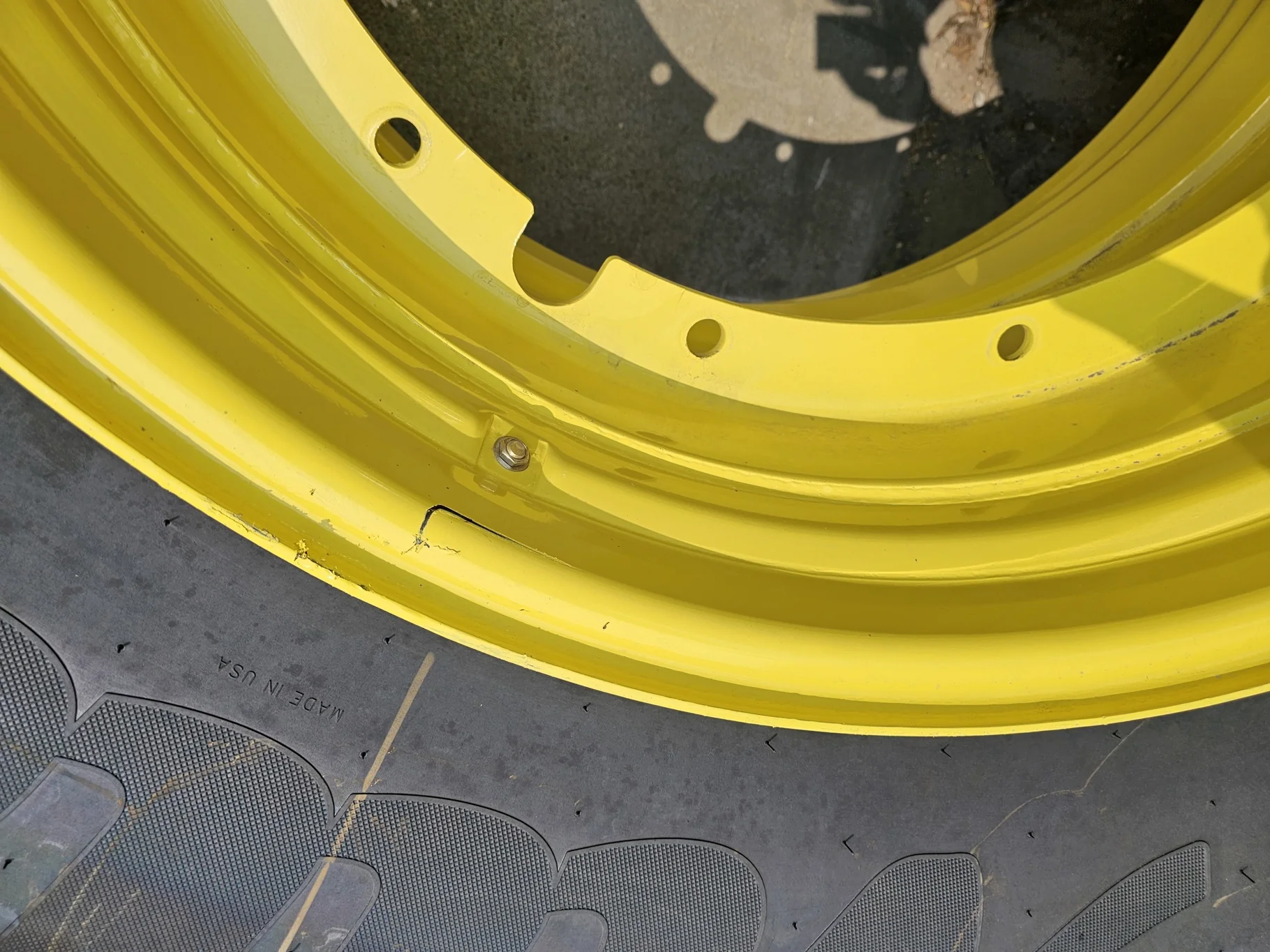 USED 98% 650/85R38 Mitas SFT (173D/176A8) TL on a 23 X 38 JD Yellow 12 Bolt (.937) Stub Disc ( image 4