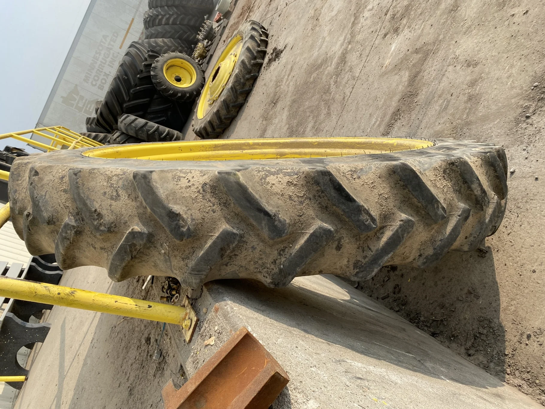 Used 40% 320/90R54 Goodyear Super Traction Radial (149A8) R-1W TL on a 10 x 54 JD Yellow Stub image 3