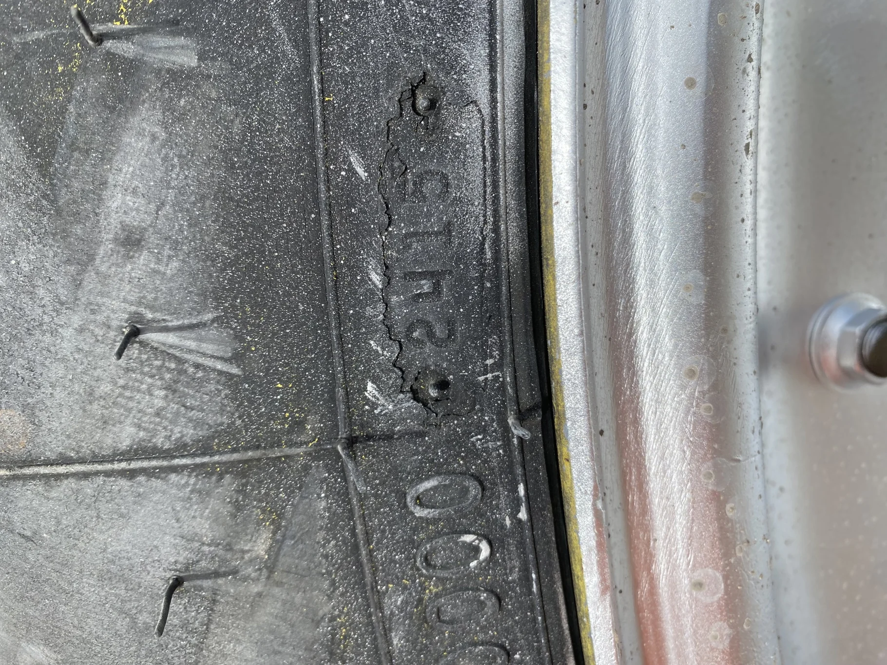 Used 480/80R42 151B Firestone Radial All Traction 23 R-1 TL 90% On 16 x 42 Case Silver Combine Wheel image 6