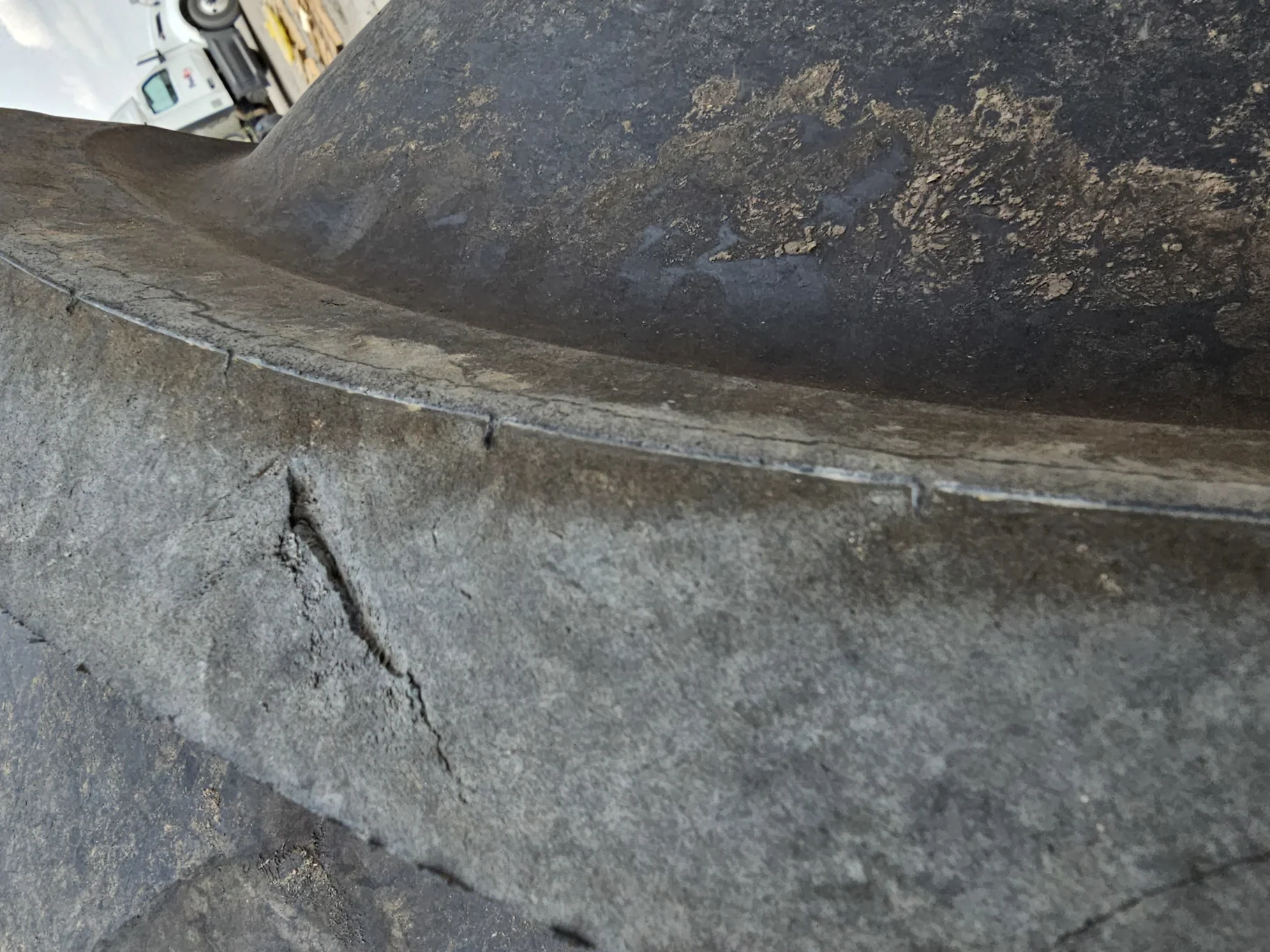 Used 98% 800/70R38 Firestone Maxi Traction R-1W 173D TL on a 27 x 38 JD Stub Disc 12 Hole JD"55" Wh image 3