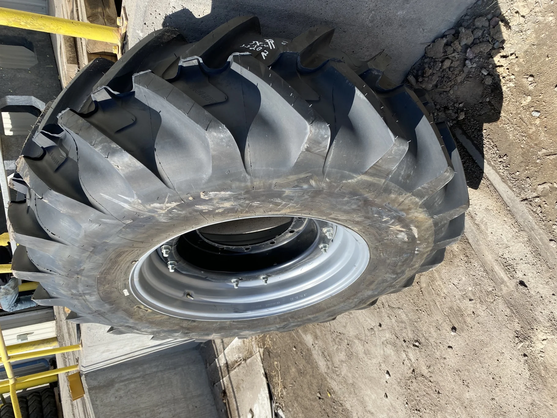 Take Off 420/90R30 Michelin AgriBib R-1W 147A8/147B TL on a 15 X 30 CIH Silver Waffle Wheel (2 Bolt)