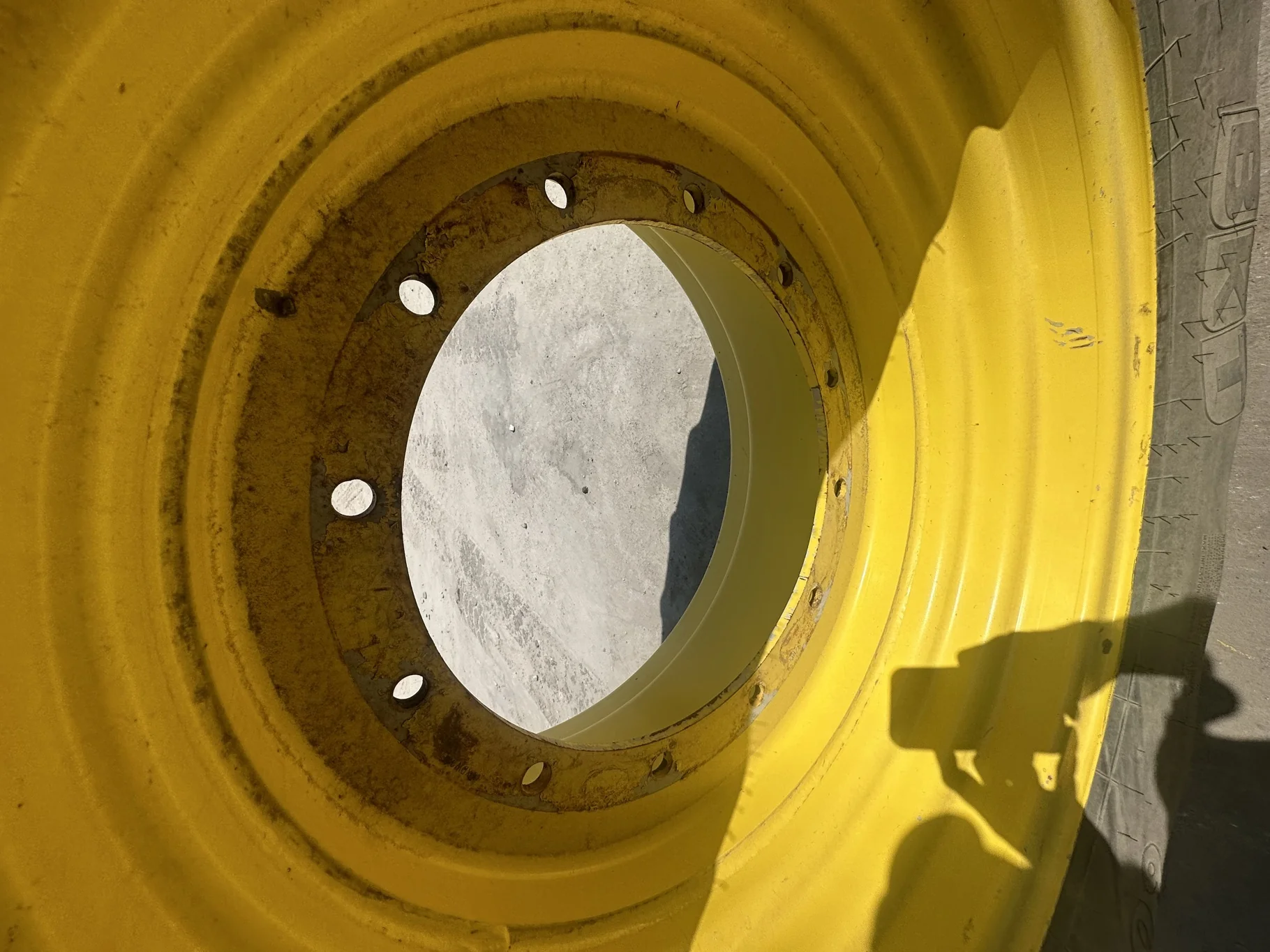 Used 35% 600/70R30 BKT Agrimax RT765 on 20 x 30 John Deere Yellow Large 12 Bolt Rim (Stubble, Uneven image 3