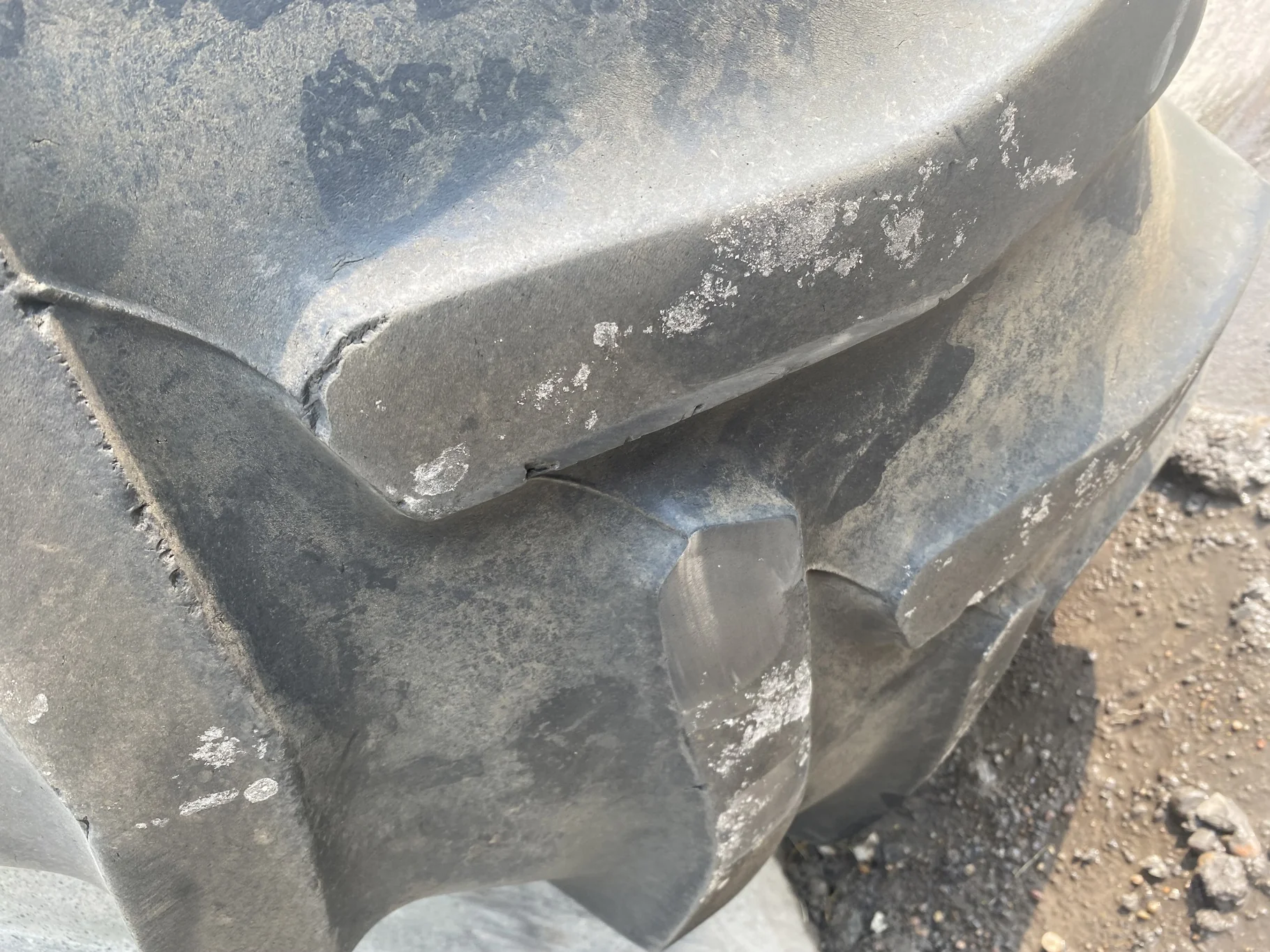 Used 25% 620/70R46 Goodyear Super Traction Radial  on 20 x 46 John Deere Stub Disc (Stubble, Lug Stu image 6