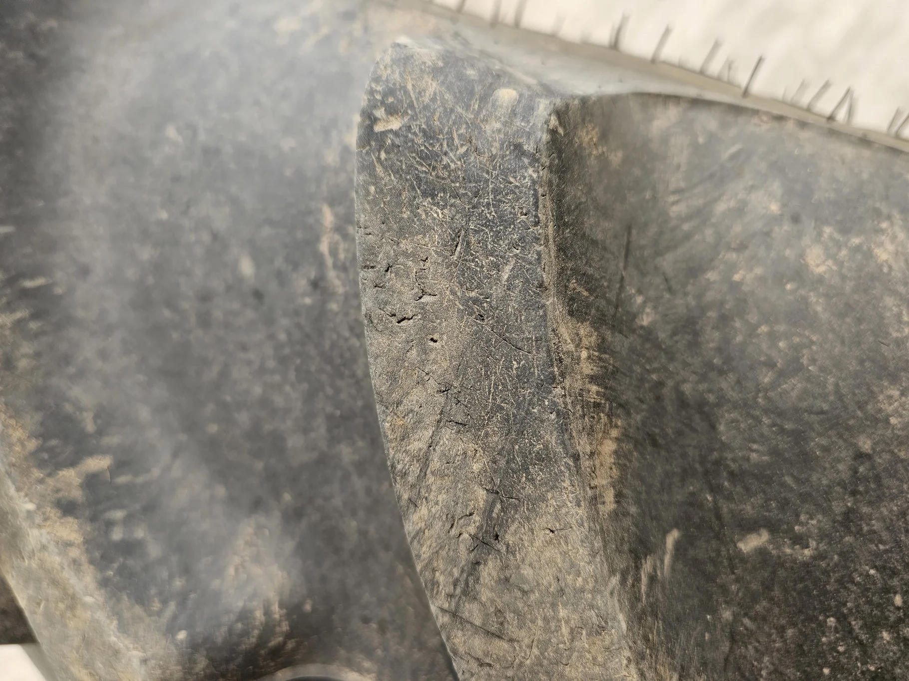 USED 98% 420/85R34 Firestone Radial All Traction DT R-1W (147B) TL on a 15 X 34 JD Yellow Waff image 4