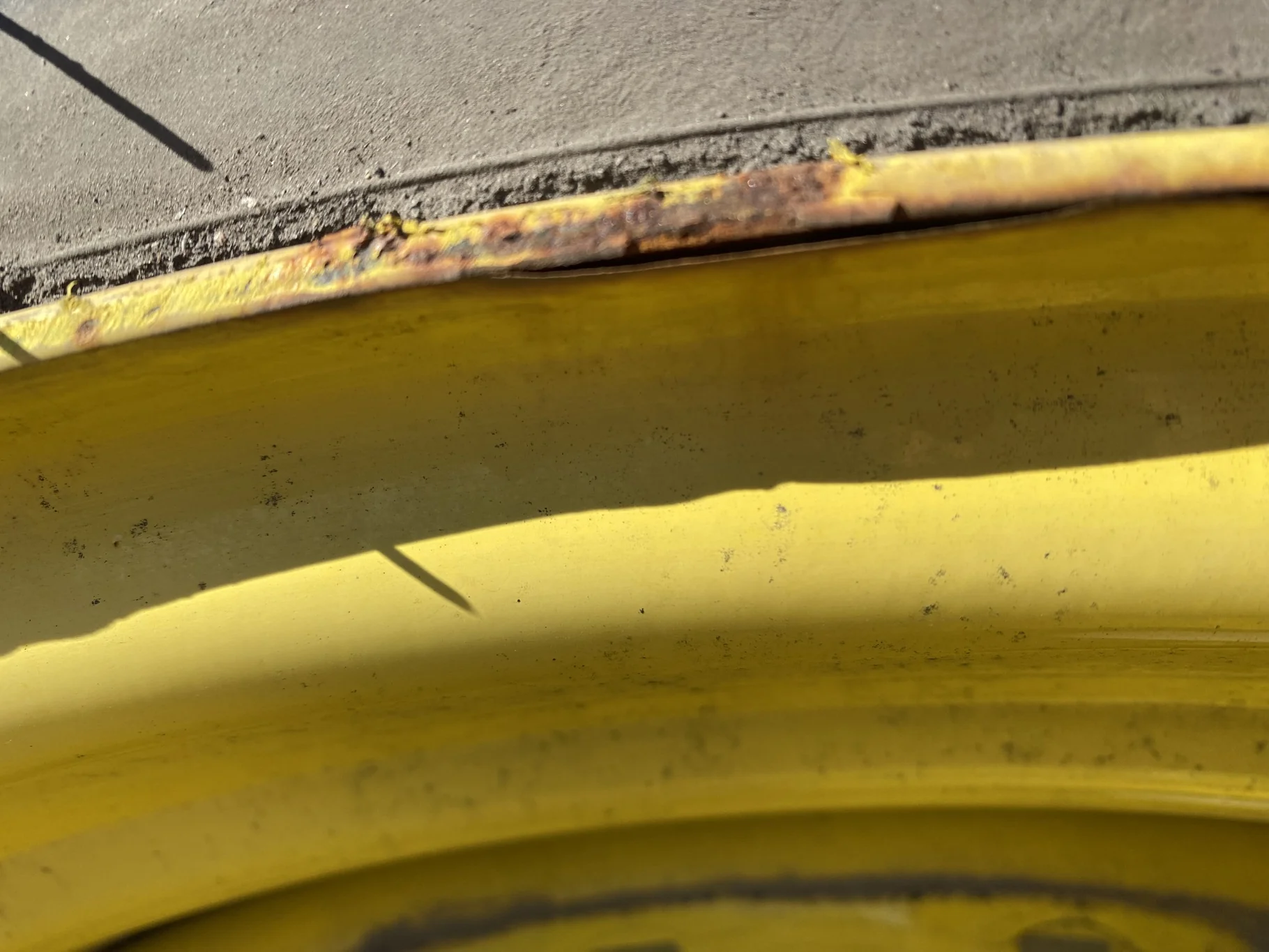 Take Off 420/85R34 Firestone Radial All Traction DT R-1W 147B TL on a 15 X 34 JD Yellow Waffle image 7