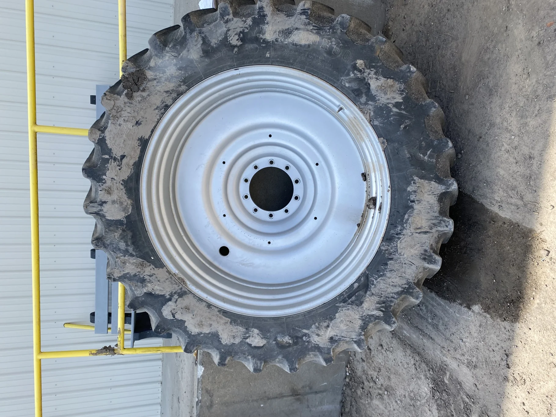Used 65% 480/80R50 Firestone Radial Deep Tread 23 (159B) on 15 x 50 Case Silver 10 Bolt Dual Wheel image 2