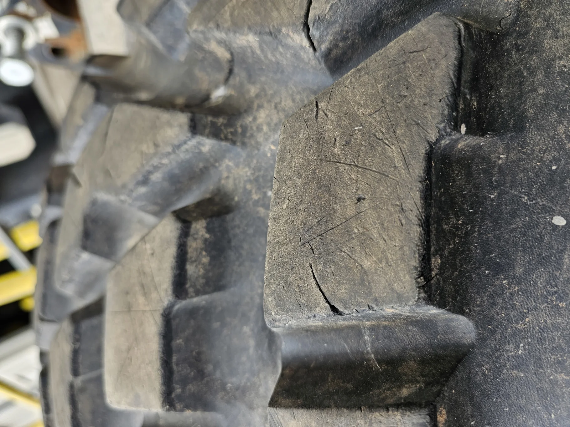 Used 90% 440/80R28 Nokian TRI-2 Steel Belted (156A8/151D) TL on a 15 x 28 10-13.19-11.07 Fendt Red image 4