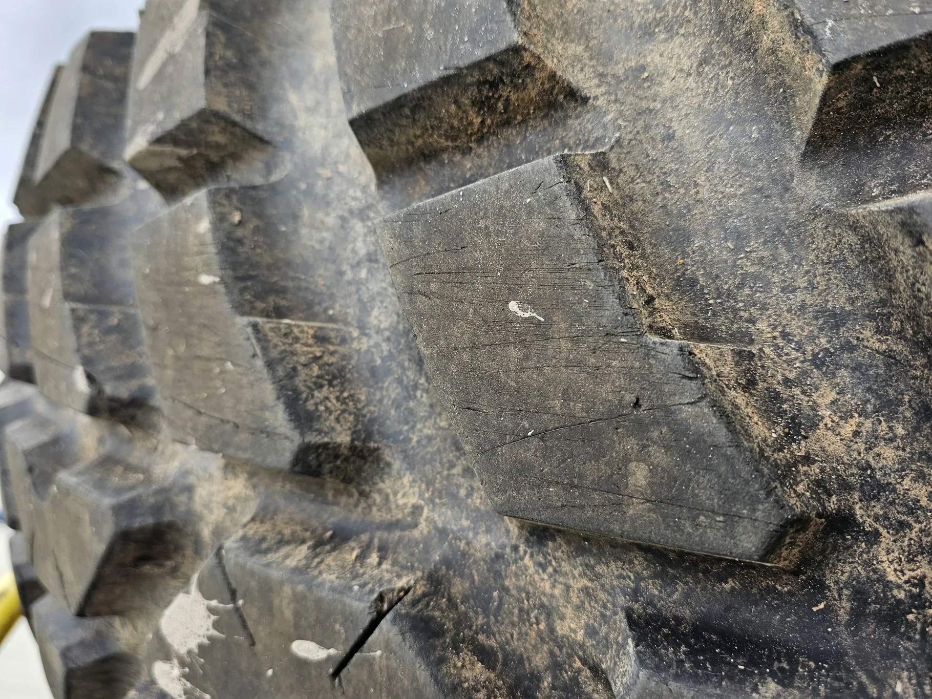 Used 90% 540/80R38 Nokian TRI 2 80 Series (172A8) TL on 18 X 38 10-13.19-11.07 Fendt Red image 4