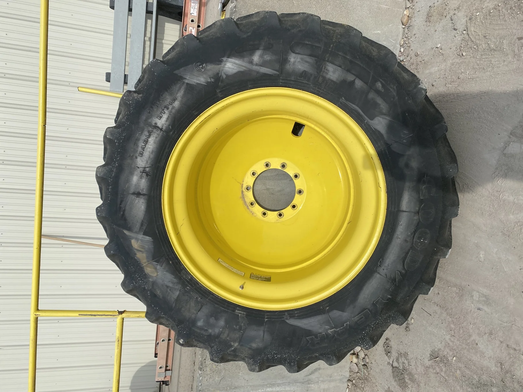 Used 80% 520/85R42 Goodyear Ultra Torque DT712 (157A8/B) R-1 TL on 18 x 42 JD Yellow 10-13.19 image 2