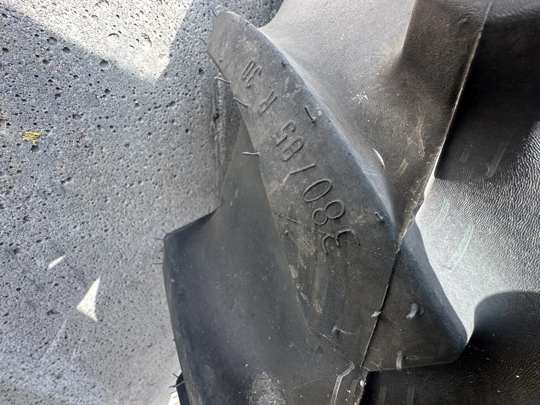 Take Off 380/85R30 (14.9R30) Mitas AC85 135A8/135B TL on a 13 X 30 Fendt Red Waffle Wheel (3 Bolt) image 5