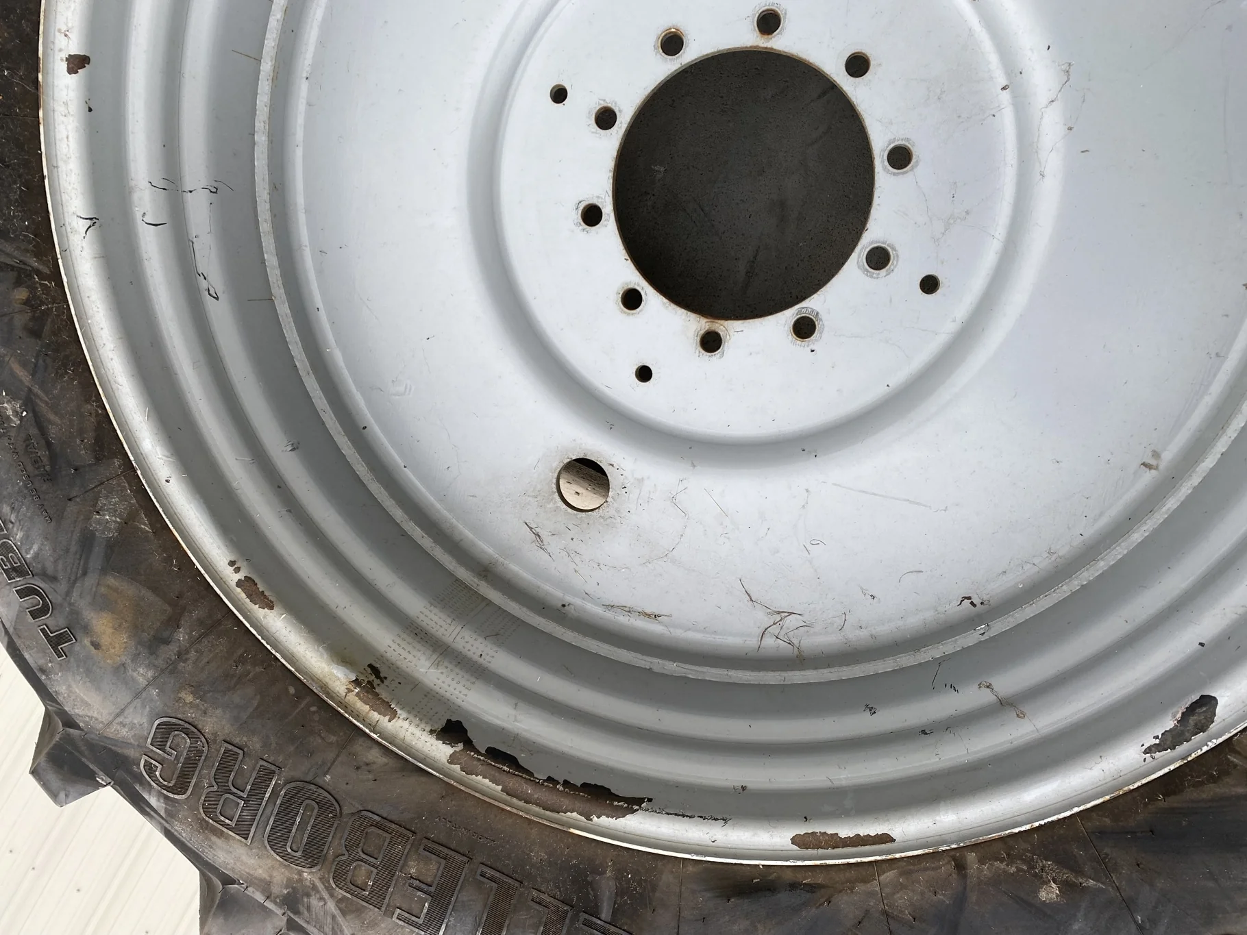 Used 90% 480/80R46 Trelleborg TM600 R-1W 158A8 TL on a 16 x 46 10 Bolt Dual Wheel JD YELLOW 10-13.19 image 6