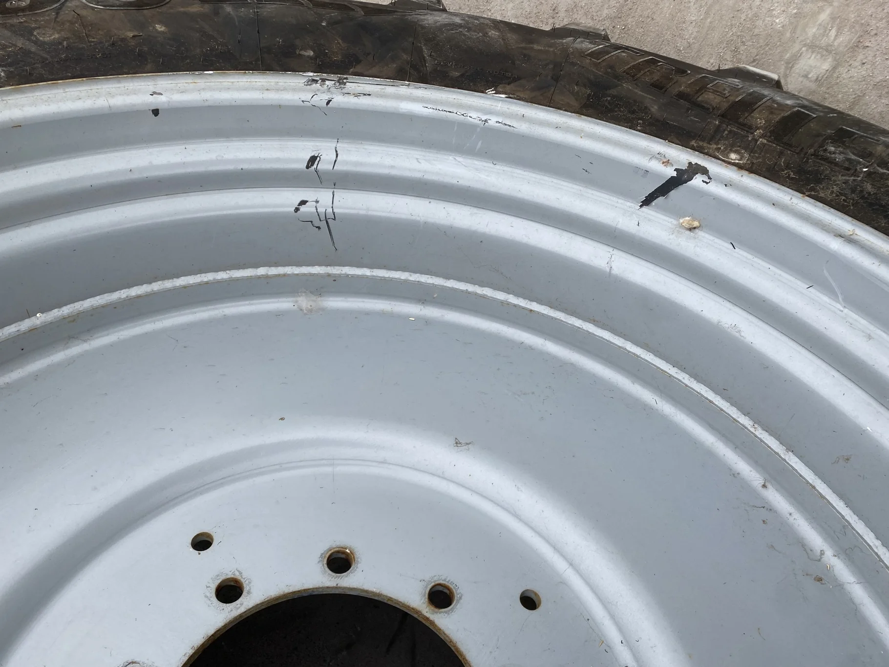 Used 90% 480/80R46 Trelleborg TM600 R-1W 158A8 TL on a 16 x 46 10 Bolt Dual Wheel JD YELLOW 10-13.19 image 7