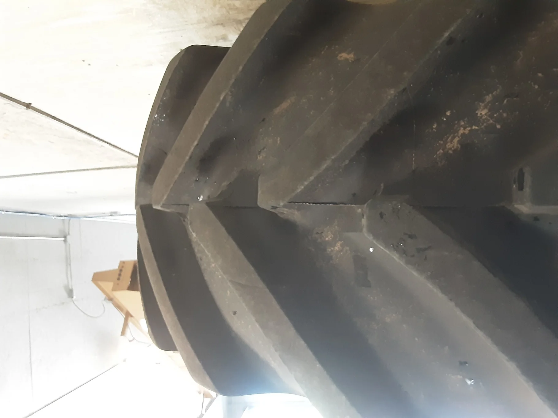 Used 95% 650/85R38 Michelin MachXBib R-1W 173A8/173B TL on a 23 x 38 JD Yellow 12 Bolt (.937) image 4