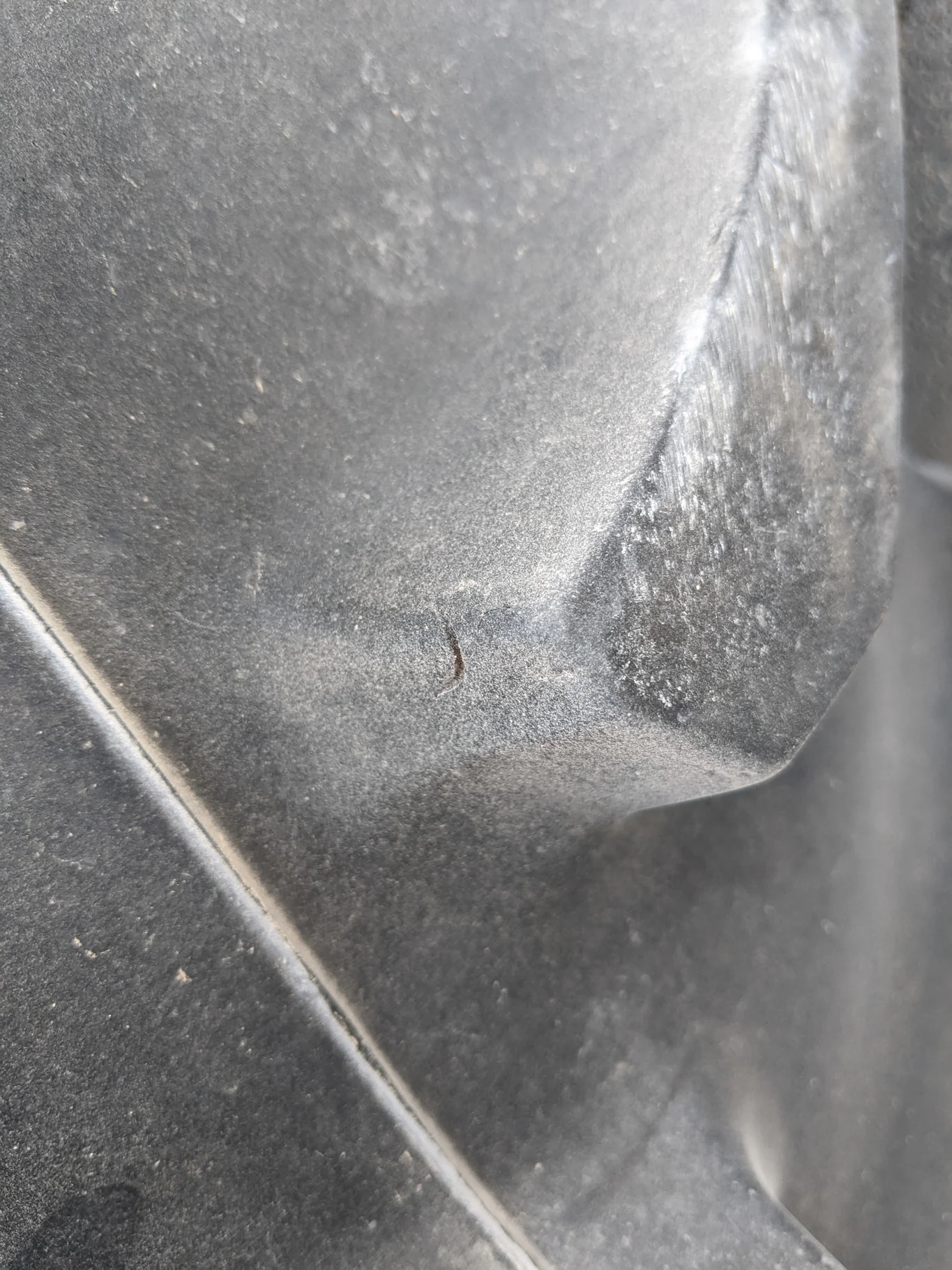 Used 90% 18.4-30 Firestone Super All Traction II 23 R-1 D(10Ply) TL on 15 x 30 NH White Formed Rim - image 6