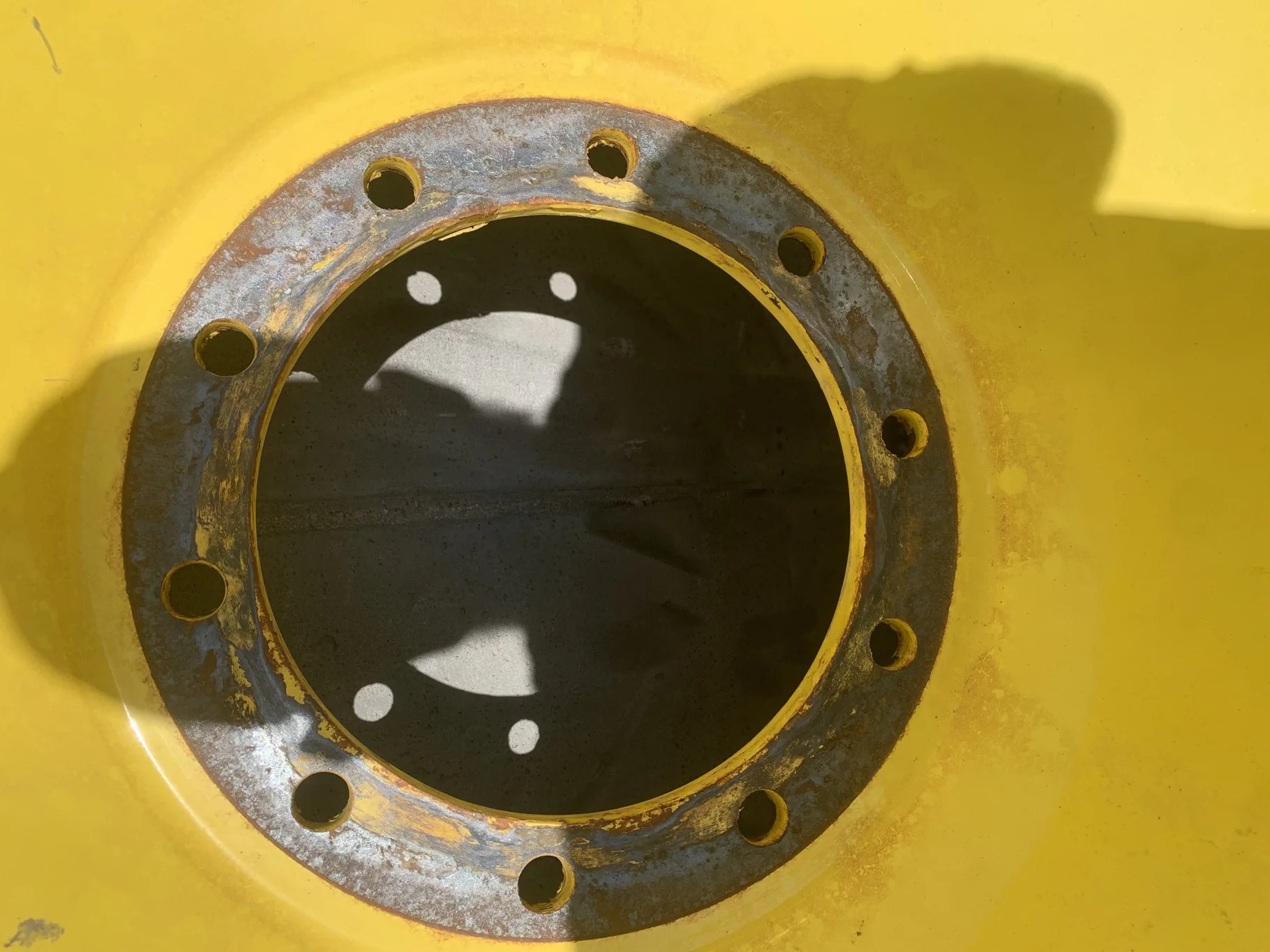 Used 75% 650/65R42 Trelleborg TM800 High Speed R-1W (158D) TL on a 18 x 42 JD Yellow10 Bolt (. image 3