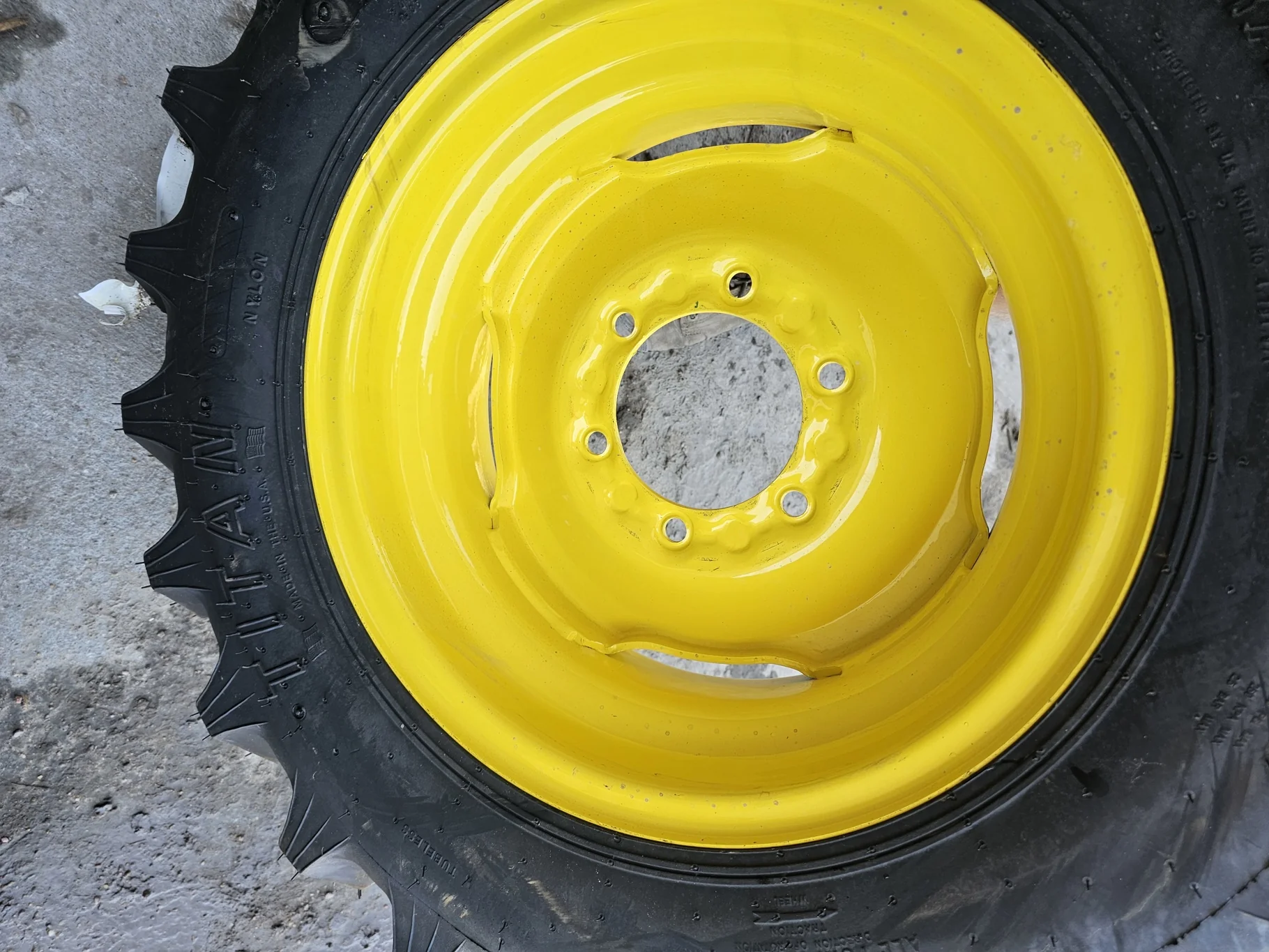 Take-Off 8-16/6 Titan Hi-Traction TL R-1 on 6 X 16 6-6-4.625 Implement JD Yellow Wheel (Assembly) image 4