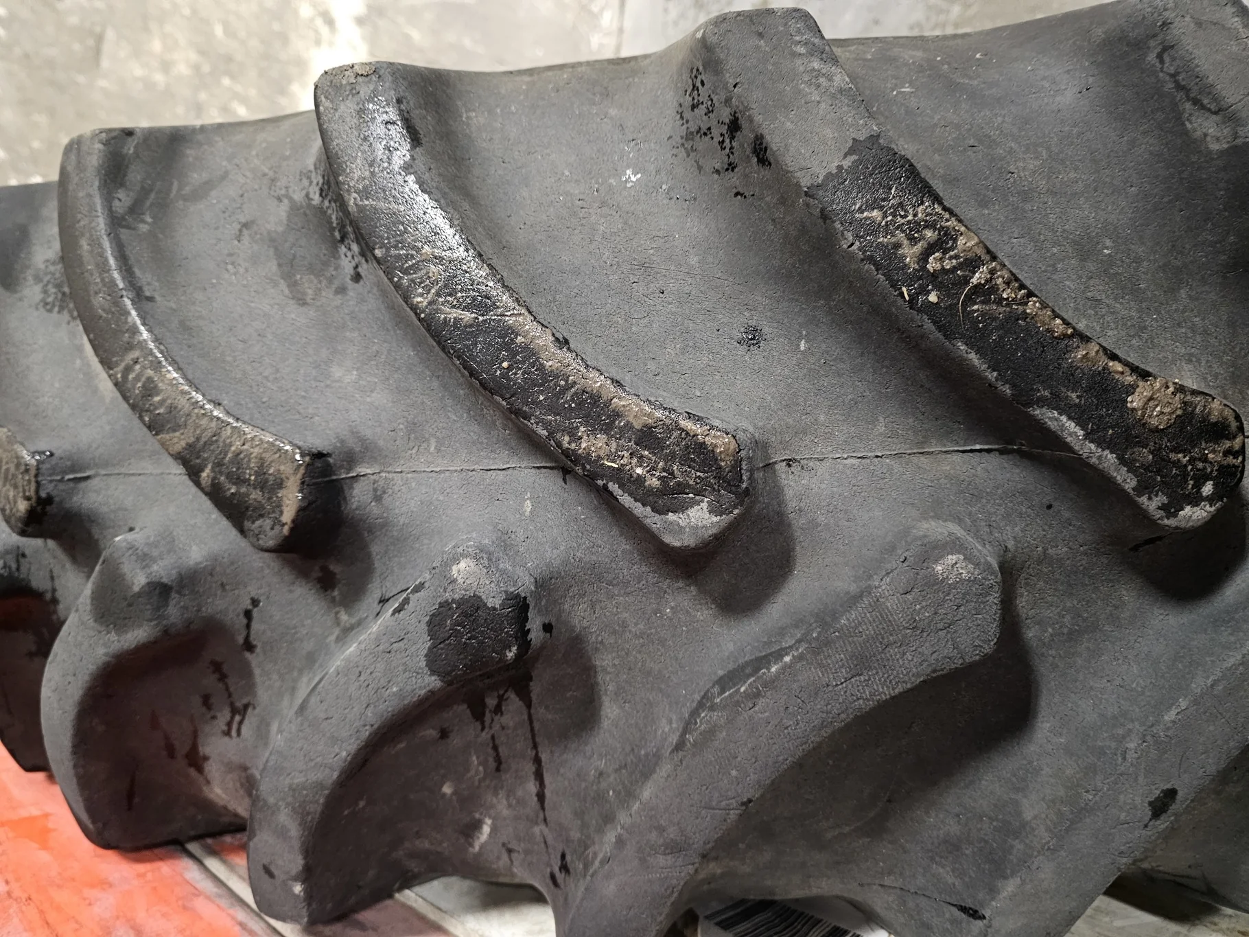 Used 60% 380/85R30 Firestone Radial All Traction FWD R-1 (135B) TL on a 13 x 30 JD Yellow (3 B image 3