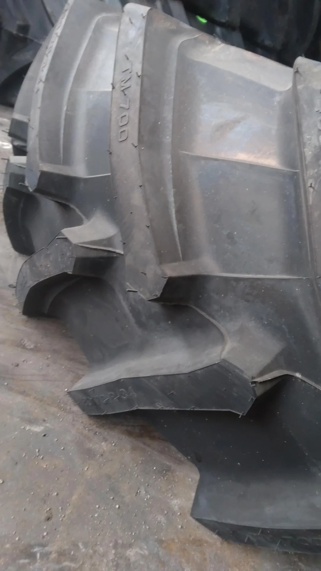 Take Off 480/70R34 Trelleborg TM700 R-1W (143A8/B) TL on a 15 X 34 John Deere Yellow 2 Bolt Waffle W image 5