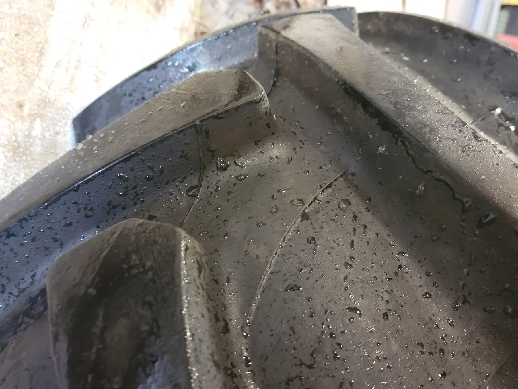 Used 95% 16.9-28 Galaxy Agritrac II R-1 (129A6) TL on a 15 x 28 JD GKN Style Wheel (8-8-6) image 3
