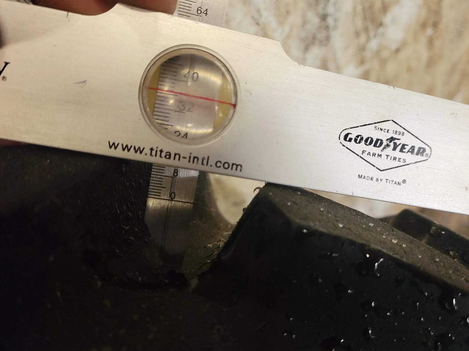 Used 95% 9.5-24 Galaxy Agritrac II R-1 (105A6) on a 8 x 24 JD GKN Style Wheel (8-10-8) image 4