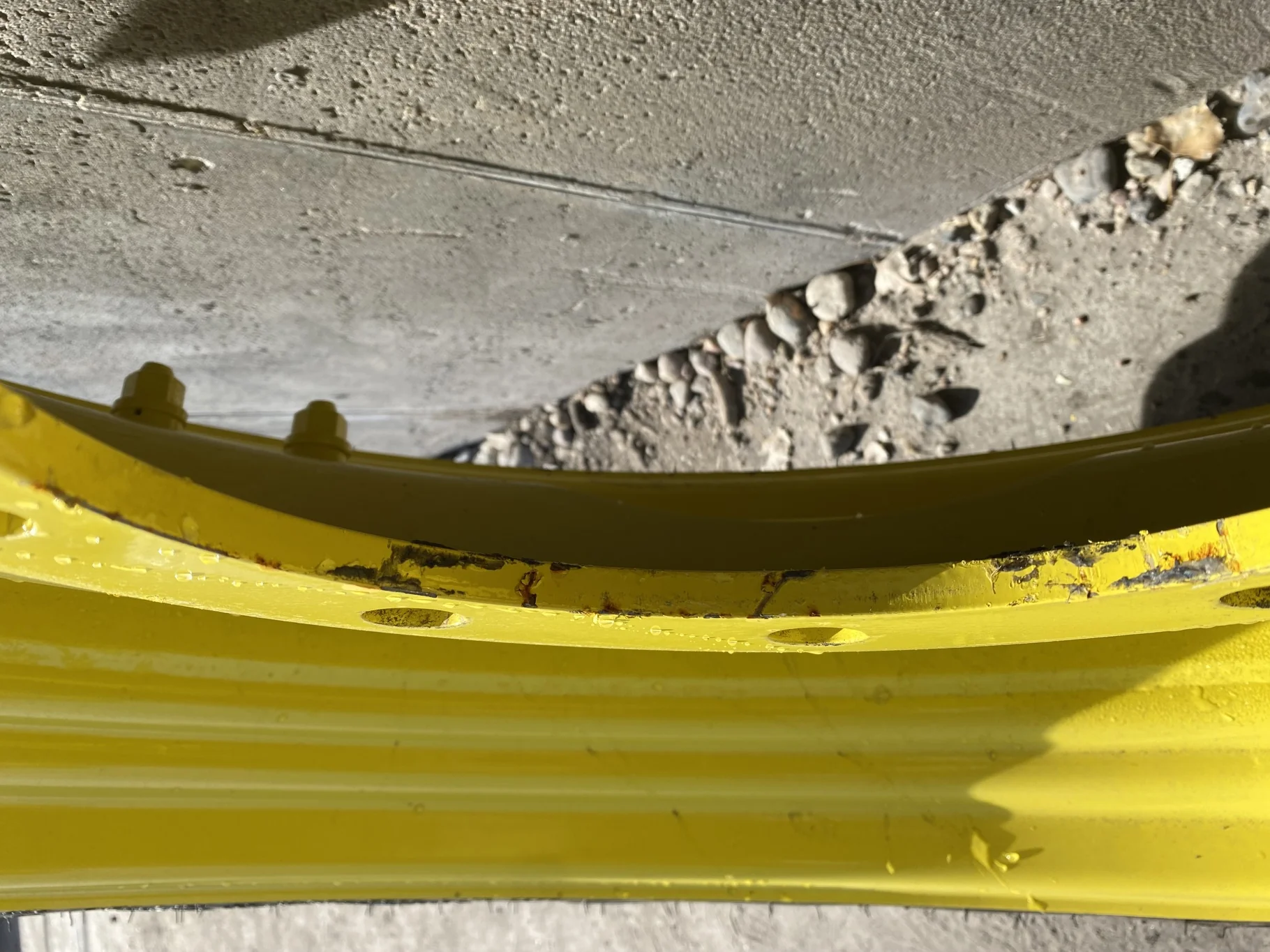 Take Off 320/90R42 Firestone Radial 9000 R-1W 139B TL on a 10 X 42 John Deere Yellow 8 bolt GKN Whe image 9