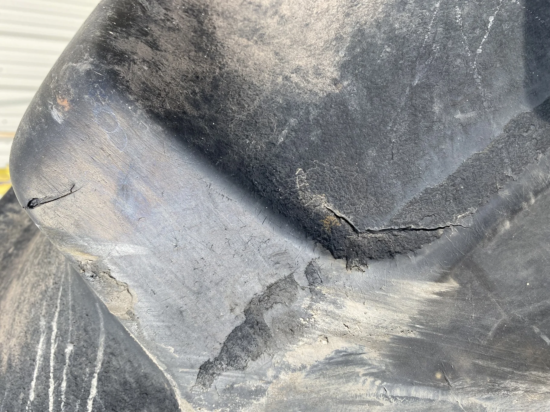 Used 75% 620/70R42 Firestone Radial All Traction DT R-1W 160b TL on a 18 x 42 Case Silver 20 Bolt D image 5