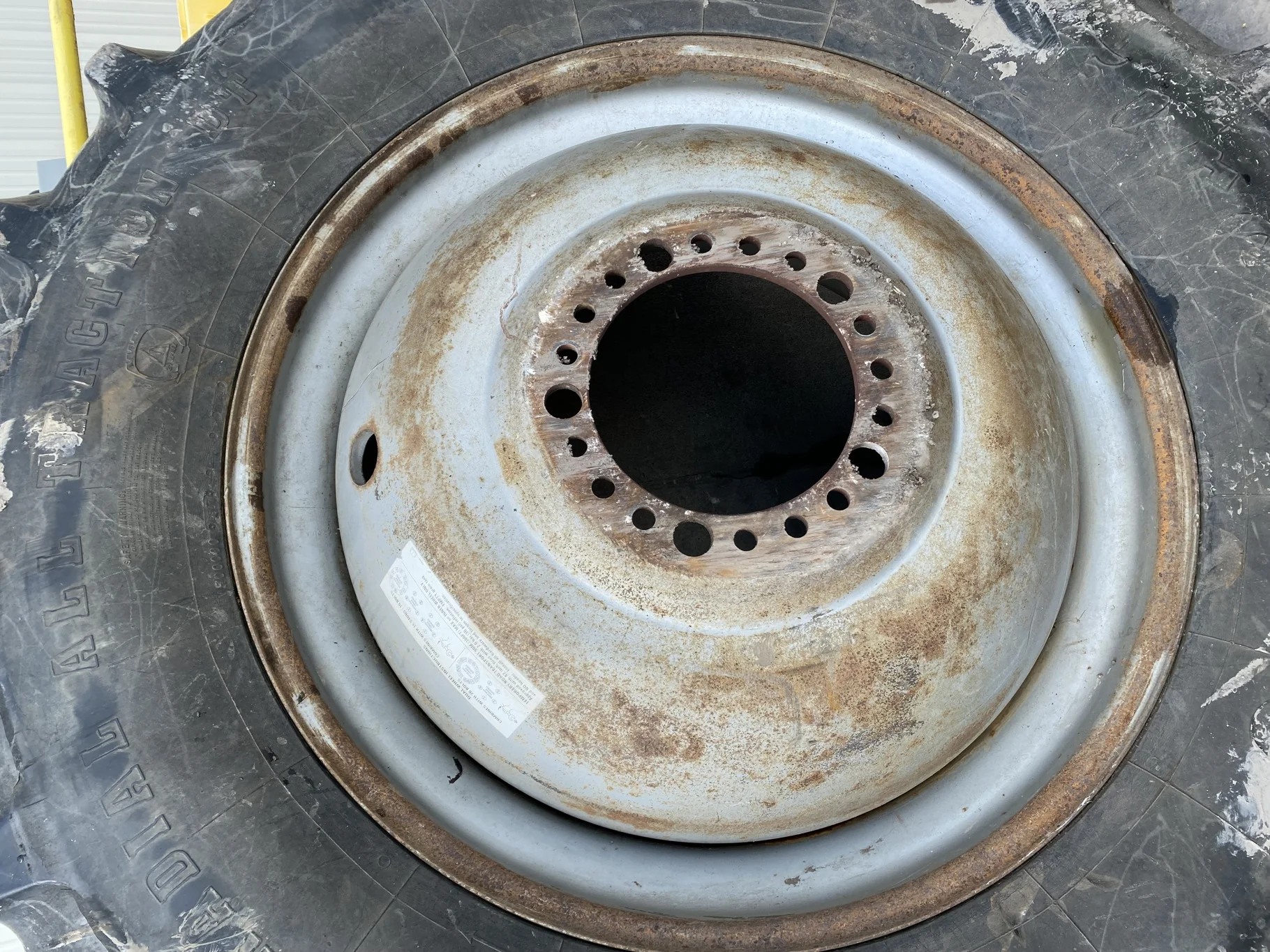 Used 75% 620/70R42 Firestone Radial All Traction DT R-1W 160b TL on a 18 x 42 Case Silver 20 Bolt D image 9