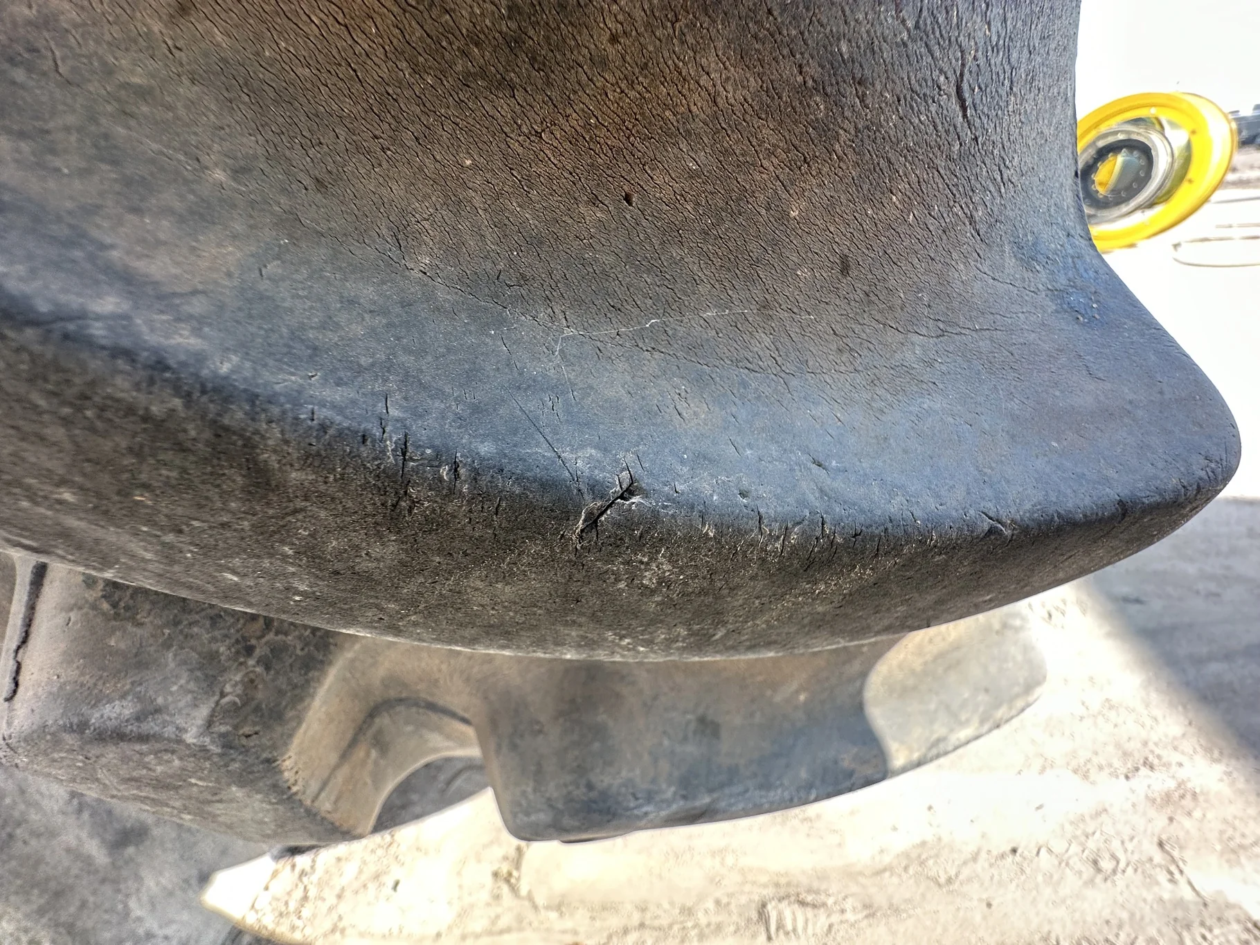 Used 70% 420/85R34 Firestone Radial All Traction DT R-1W 147B TL on a 15 x 34 JD Yellow Waffle image 8