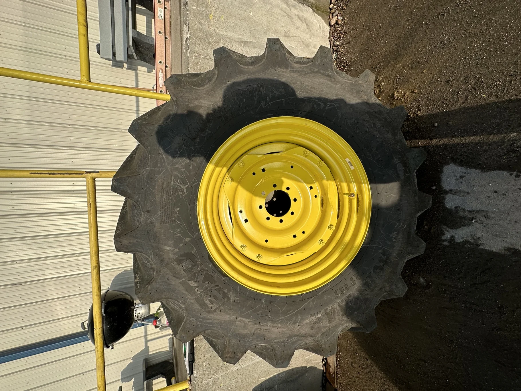 USED 98% 460/85R30 BKT AMX RT855 R-1W (145A8) TL on a 15 X 30 JD Yellow 2 Bolt GKN Style Wheel image 2