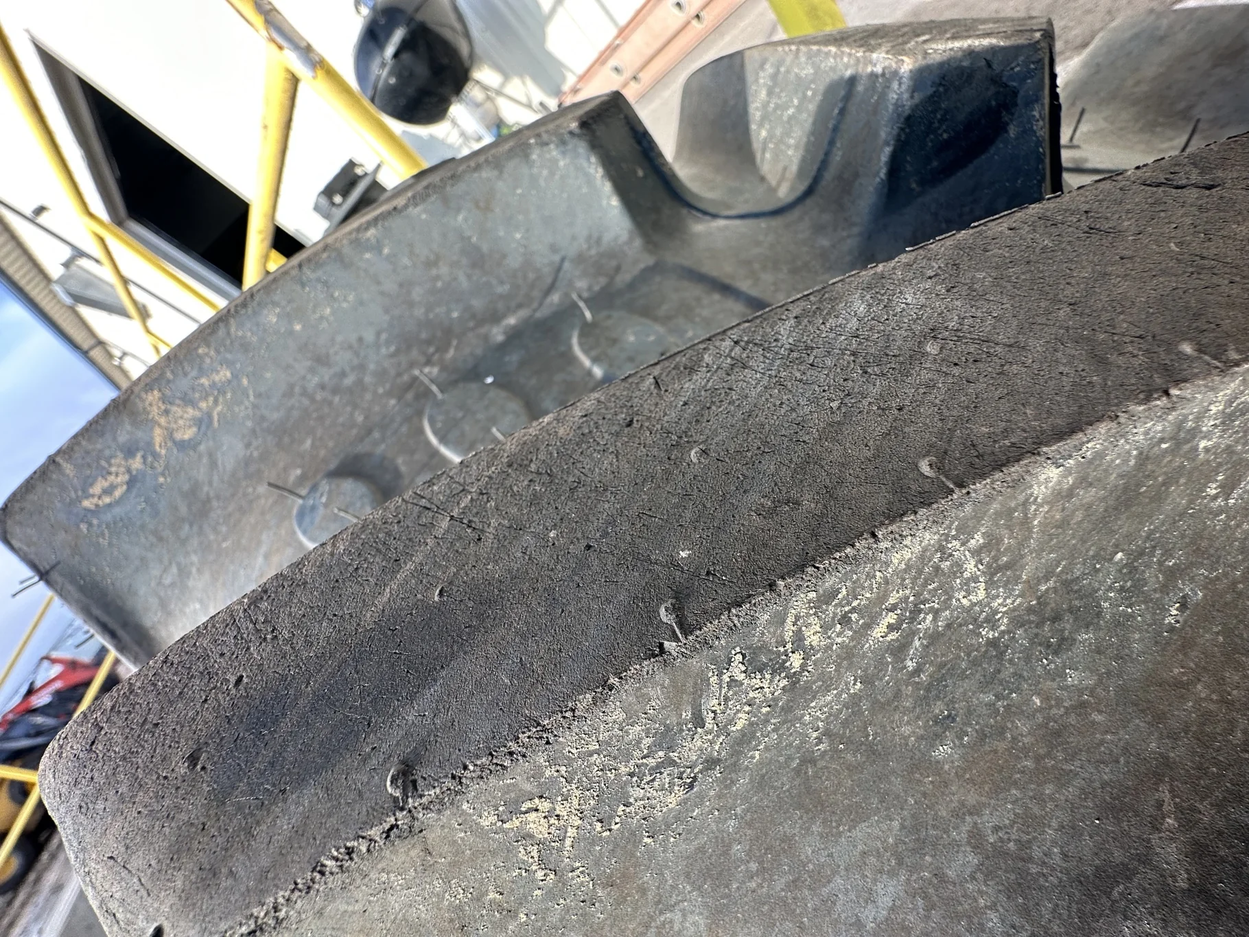 USED 98% 460/85R30 BKT AMX RT855 R-1W (145A8) TL on a 15 X 30 JD Yellow 2 Bolt GKN Style Wheel image 7