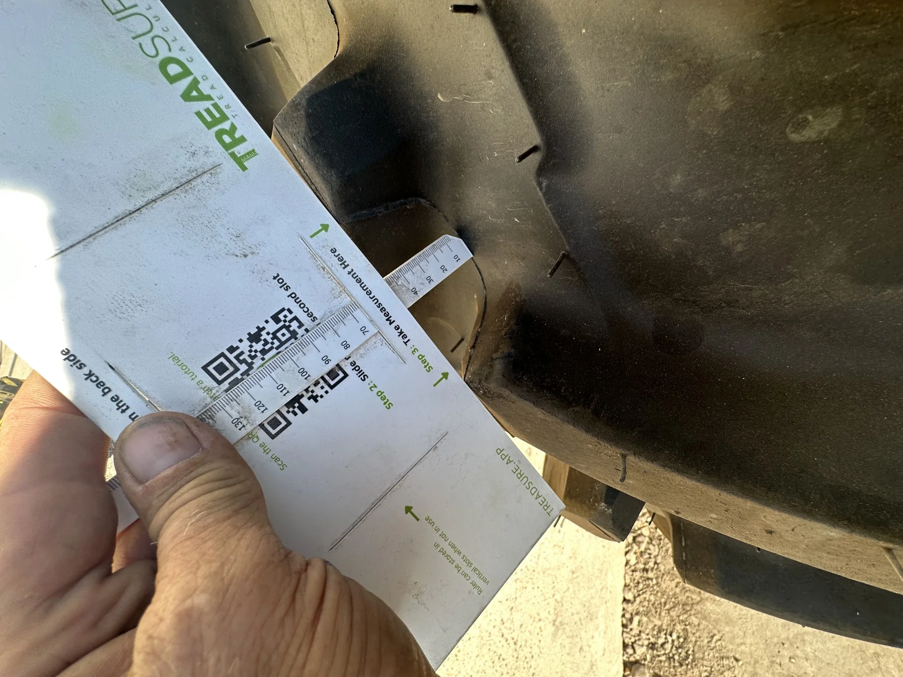Take Off 320/85R34 (12.4R34) Michelin AgriBib 2 R-1W 133A8/133B TL on a 10 X 34 NH White Stub Disc image 8