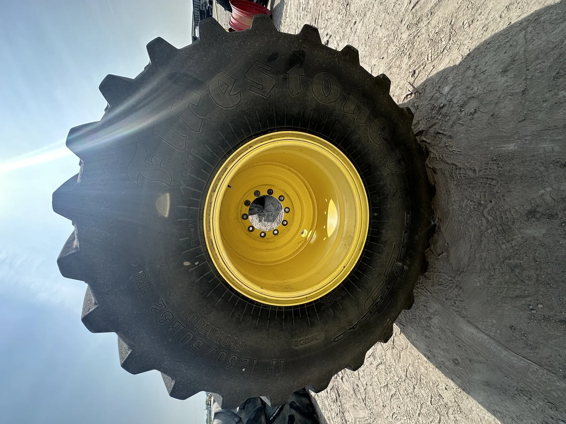 Used 75% IF1250/50R32 CFO Firestone Radial Deep Tread 23 R-1W 195B TL on 44 X 32 JD 20 Bolt 3 Piece image 2