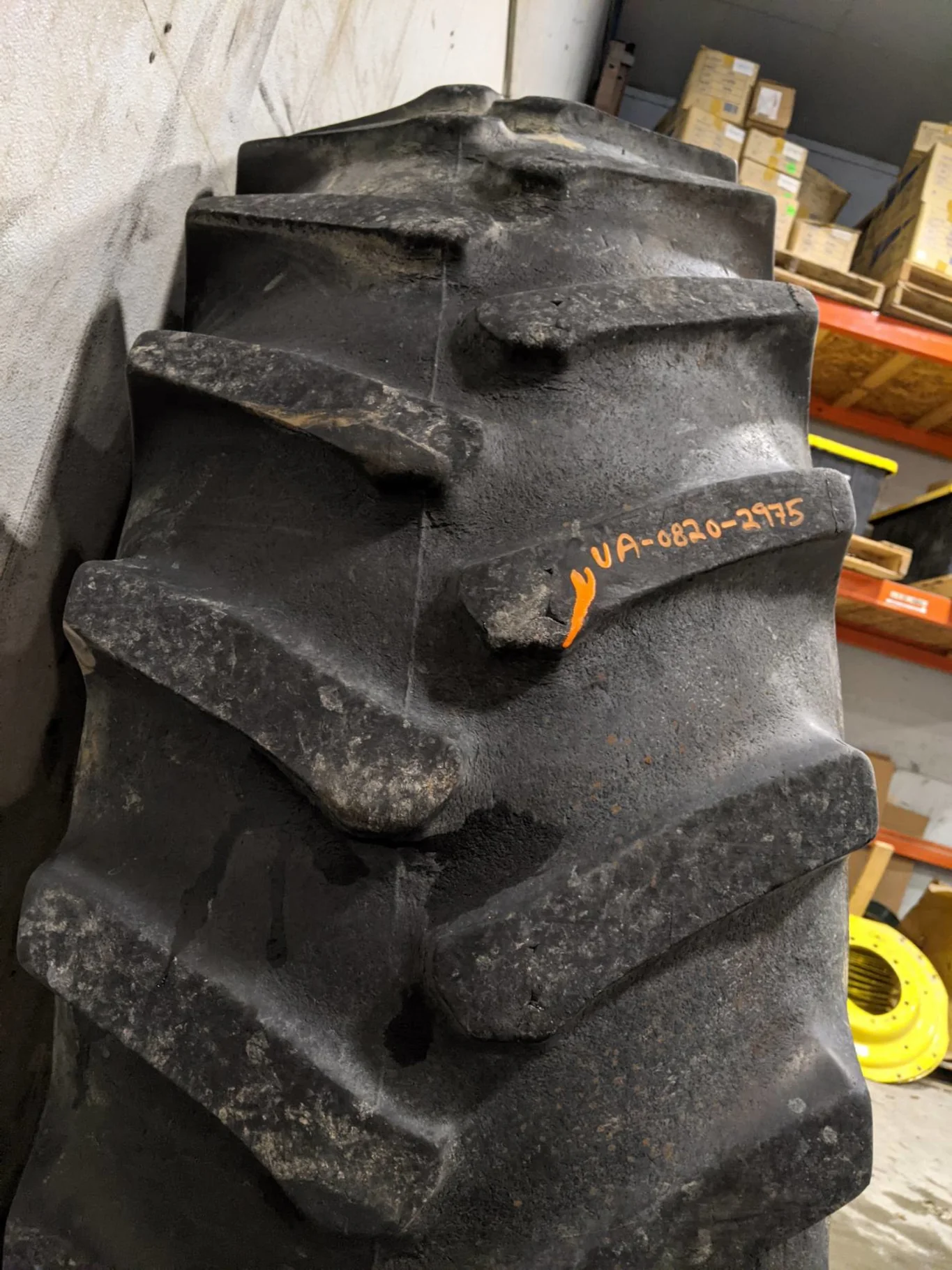 Used 45% 20.8-38 Firestone Radial Deep Tread 23 (155B) R-1W on a 18 x 38 Case Silver 20 Bolt Dolly D image 4