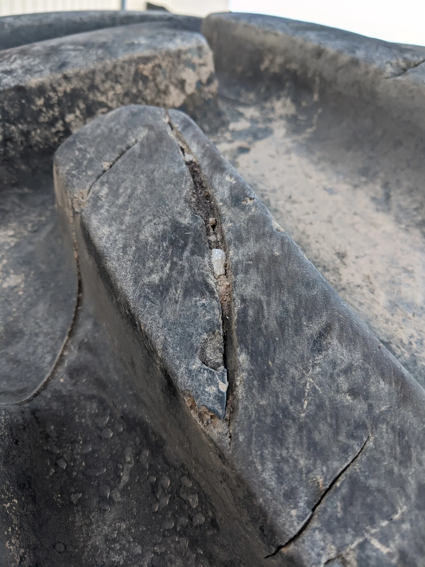 Used 710/70R38 166D Goodyear Optitrac DT824 R-1W TL 80% On 23 x 38 10 Bolt Dual Wheel Case Silver image 8