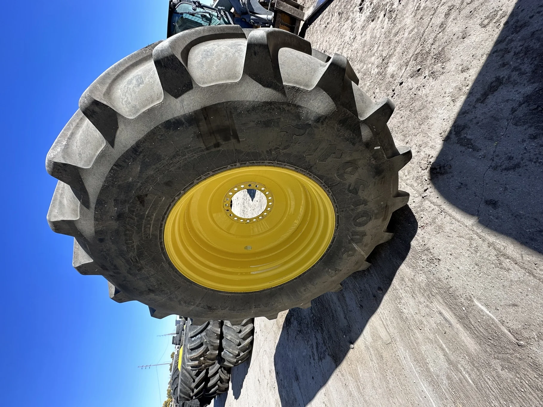 Used 85% VF800/70R38 Firestone Maxi Traction R-1W 179D TL on a 27 x 38 JD Yellow 20 Bolt (.906