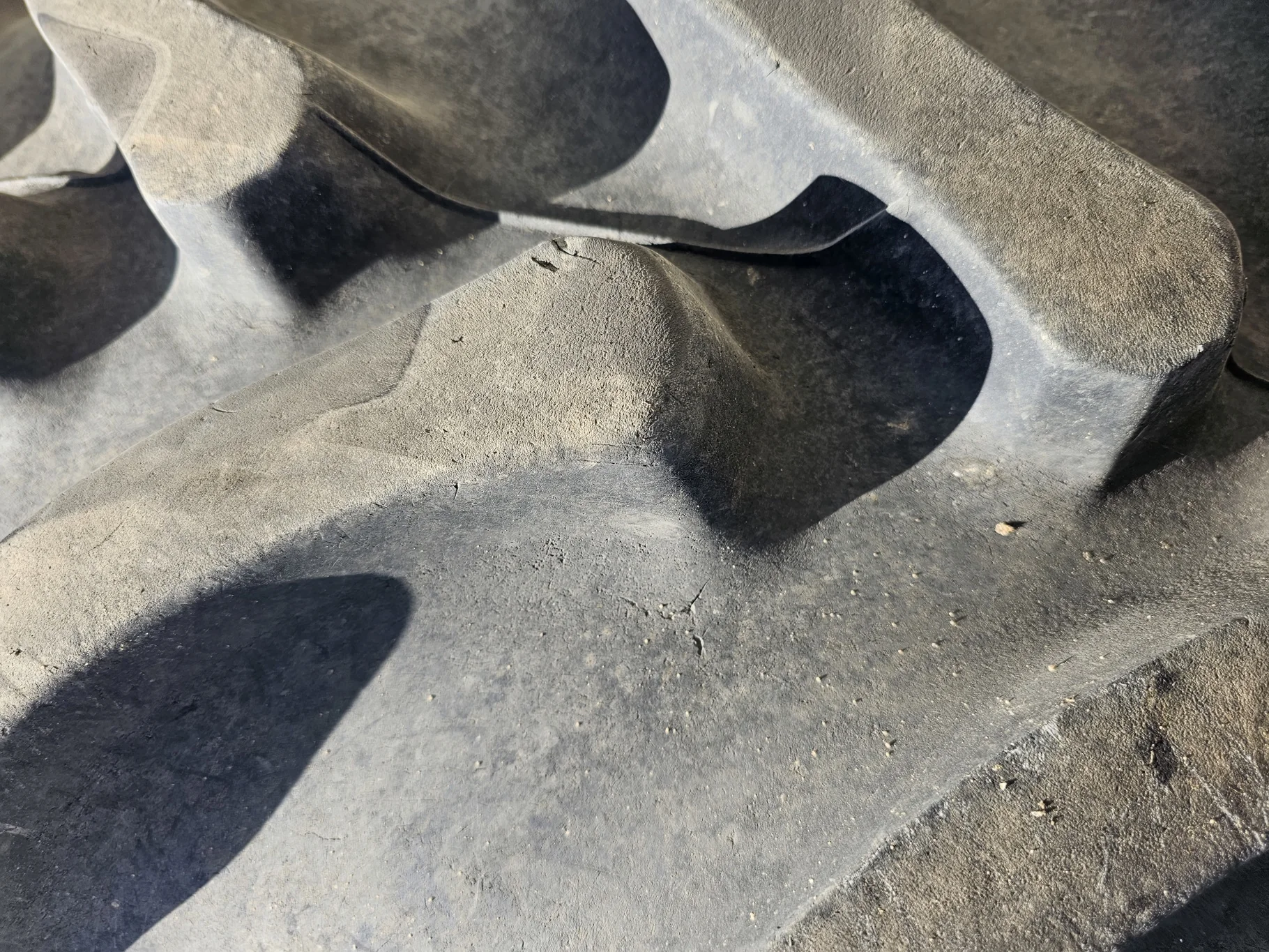 Used 79% 420/85R34 Firestone Radial All Traction DT R-1W 147B TL on a 15 x 34 JD Yellow Waffle image 4