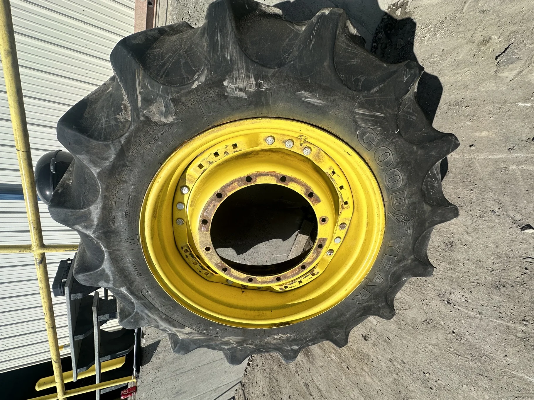 Used 480/70R34 155A8/B Goodyear Special Sure Grip TD8 Radial R-2 TL 40% On 15 x 34 JD Yellow Wheel