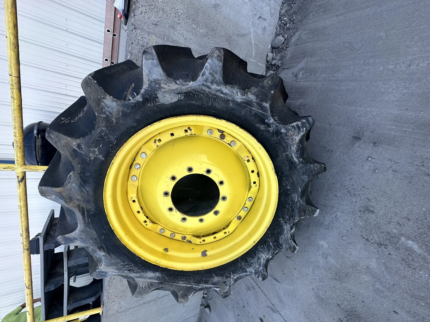 Used 480/70R34 155A8/B Goodyear Special Sure Grip TD8 Radial R-2 TL 70% On 15 x 34 JD Yellow Wheel